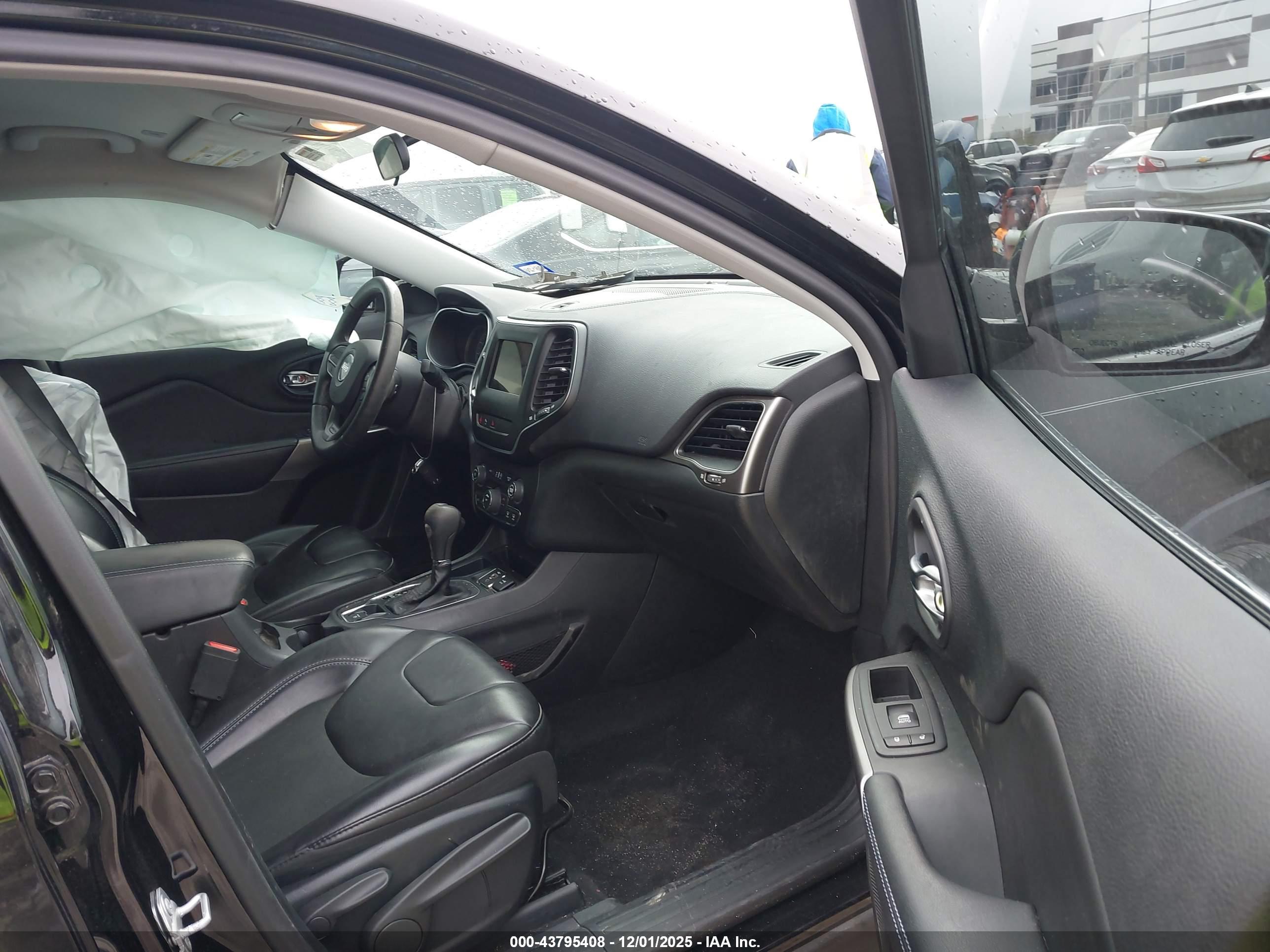 JEEP CHEROKEE image 5