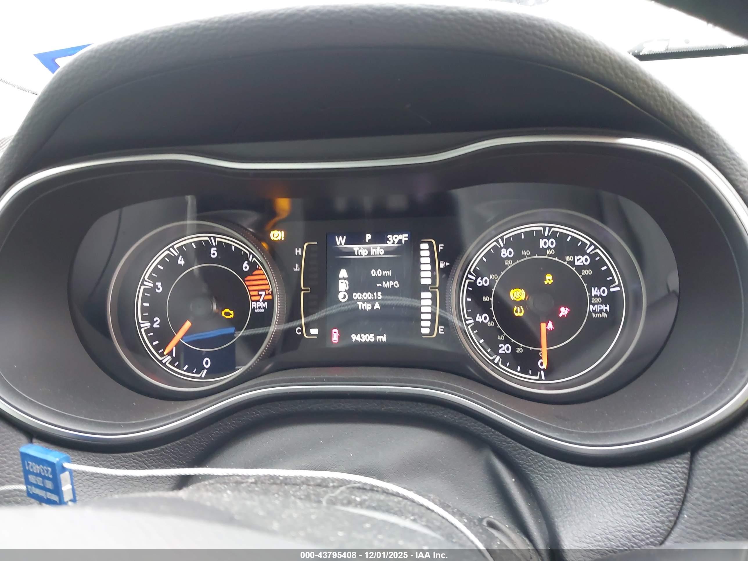 JEEP CHEROKEE image 7