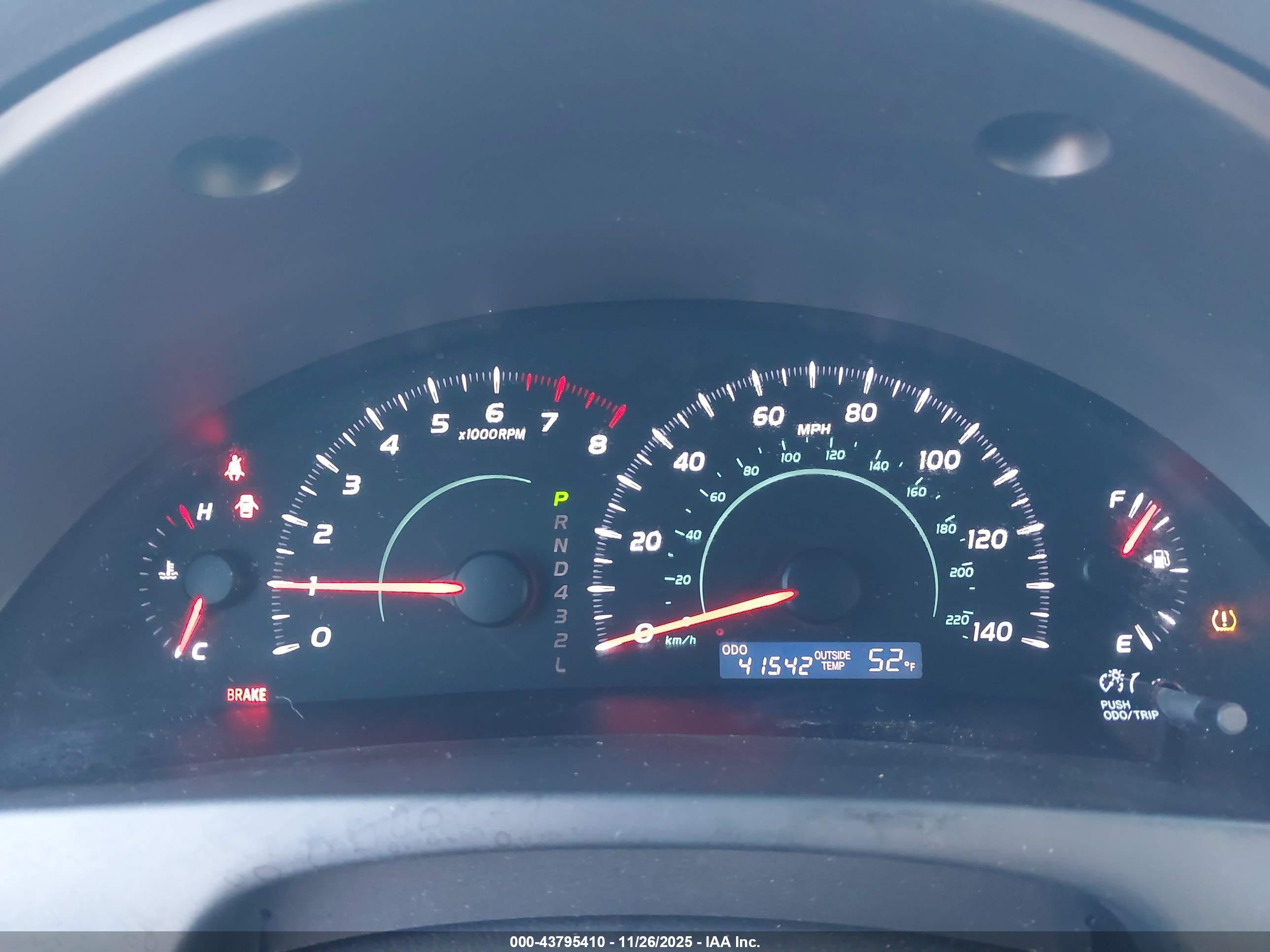 TOYOTA CAMRY image 7
