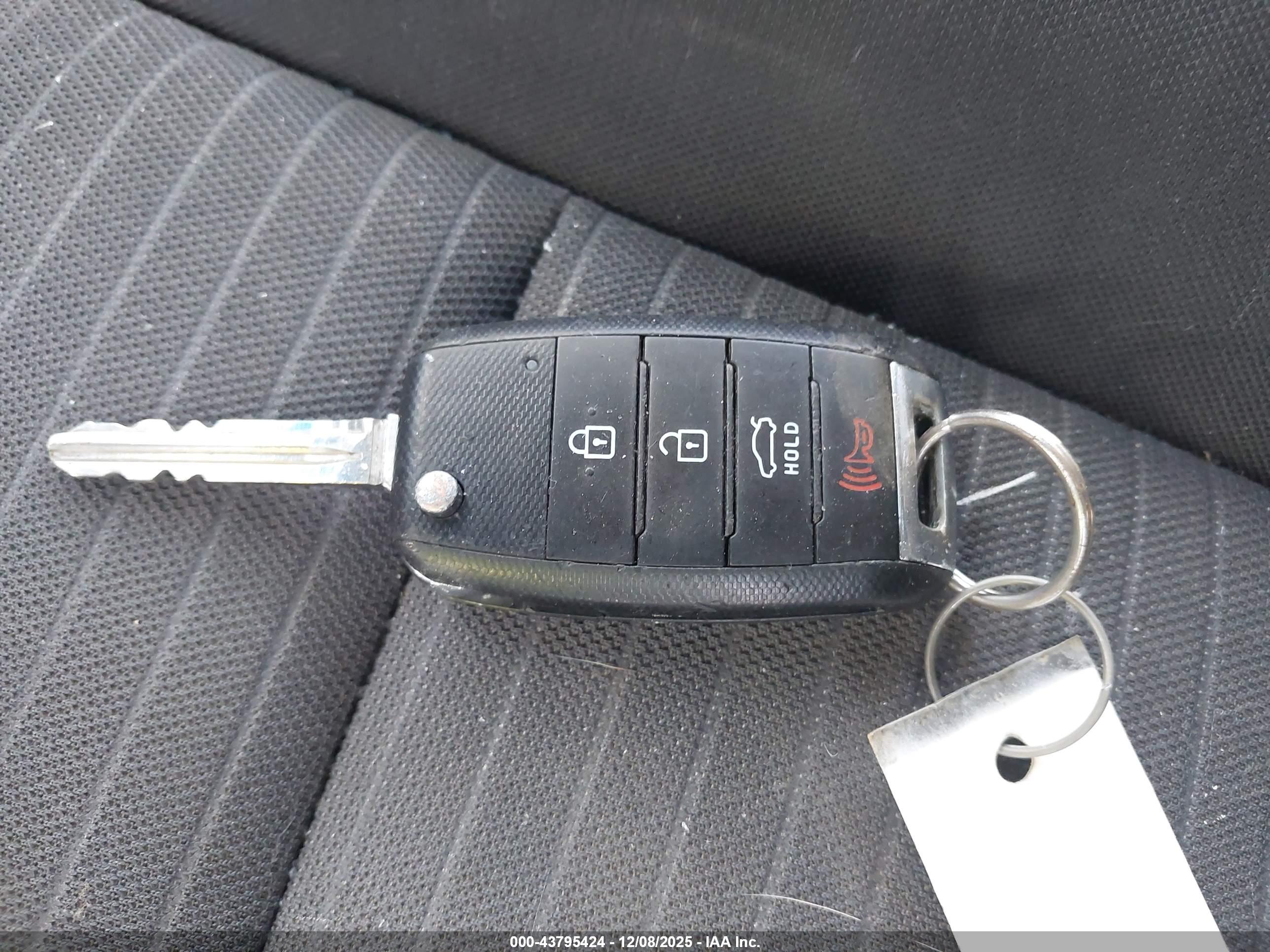 KIA FORTE image 11