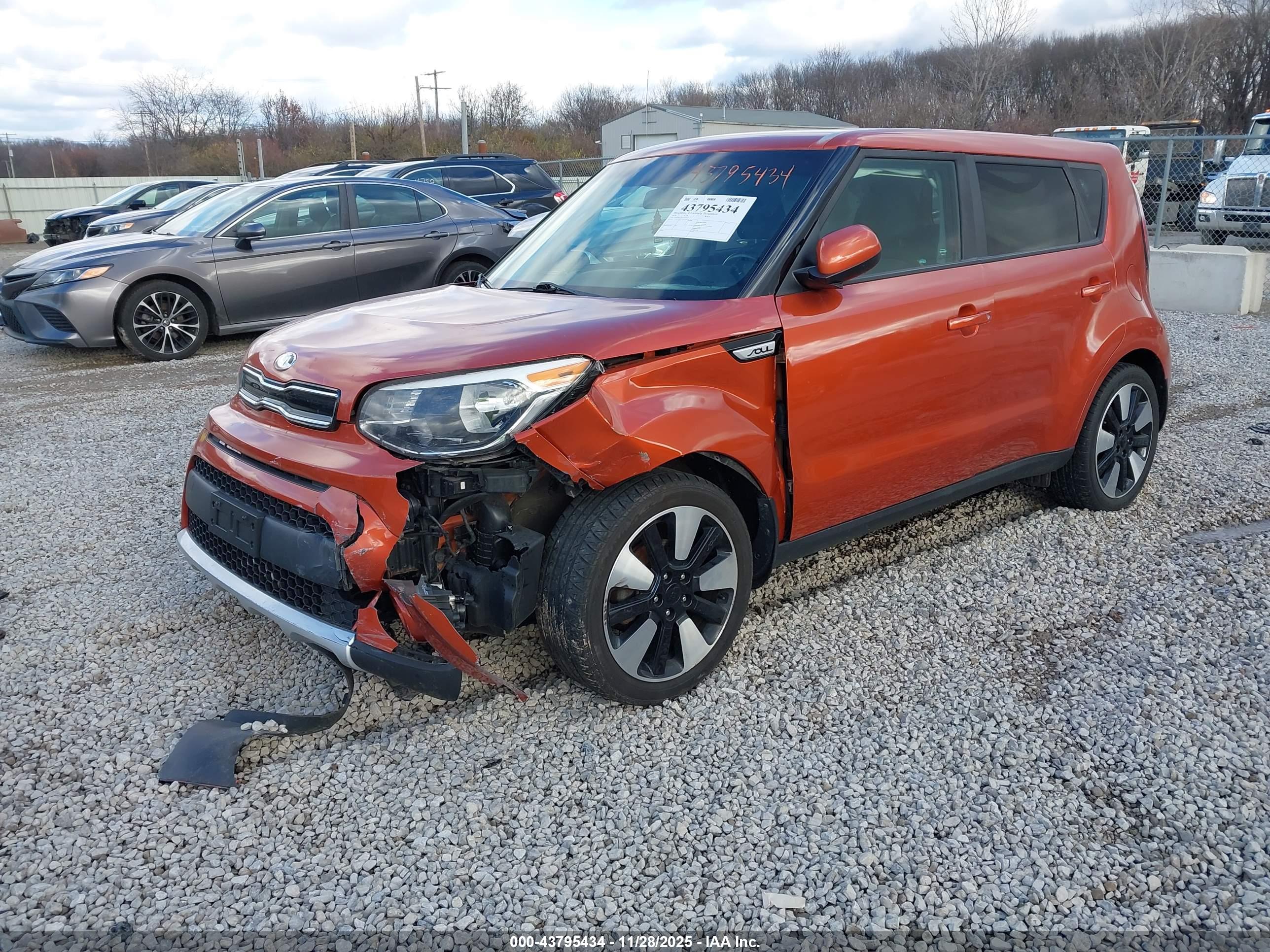 KIA SOUL image 2