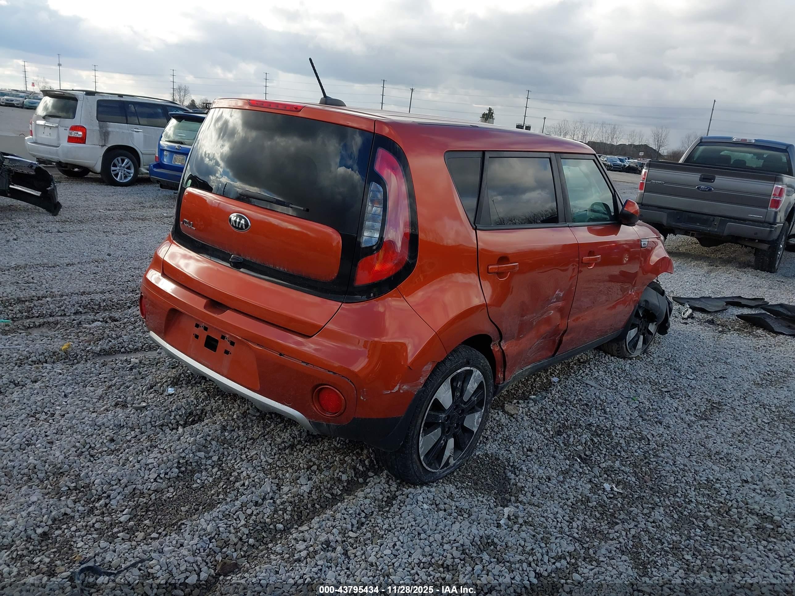 KIA SOUL image 4
