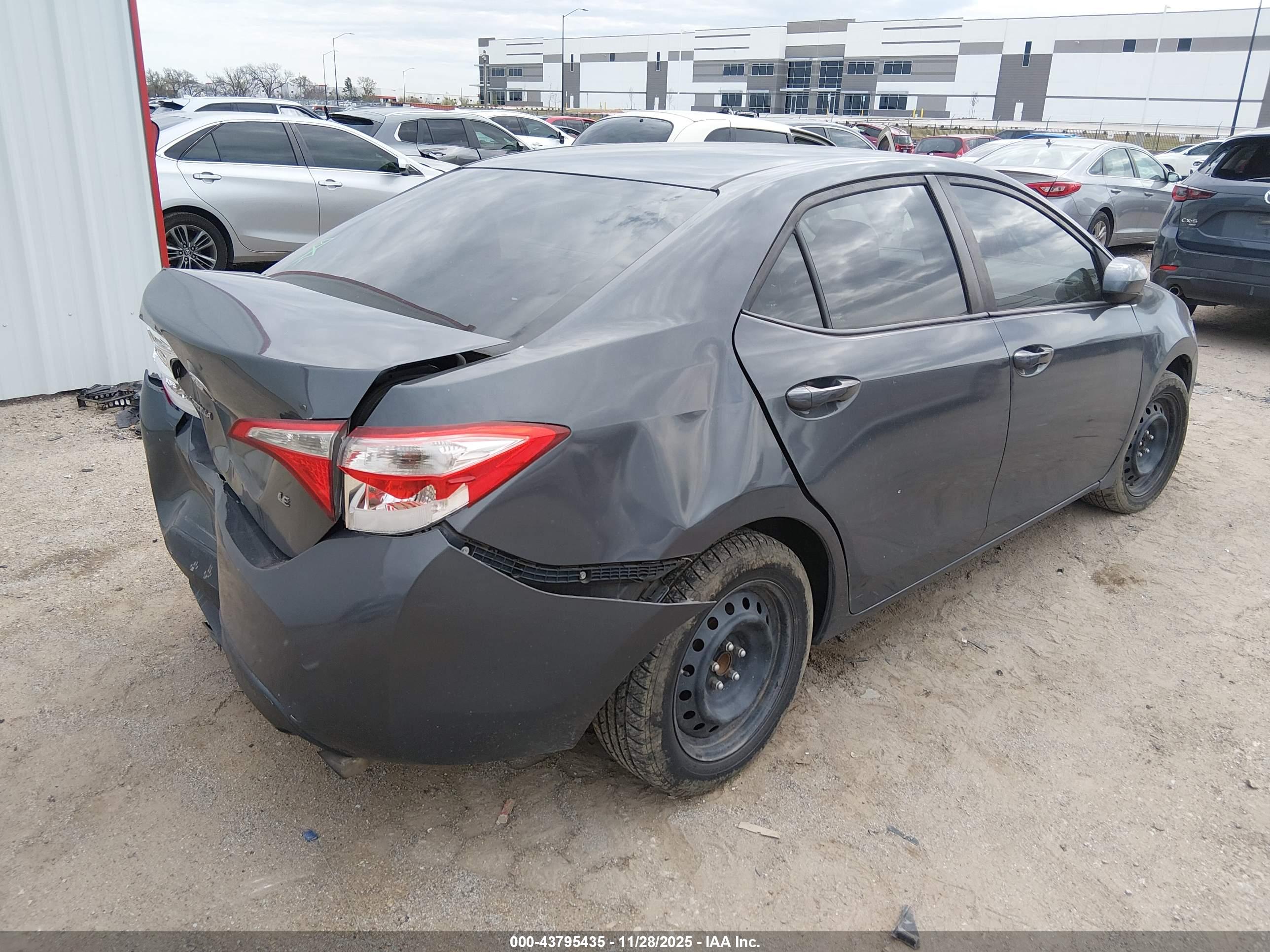 TOYOTA COROLLA image 4