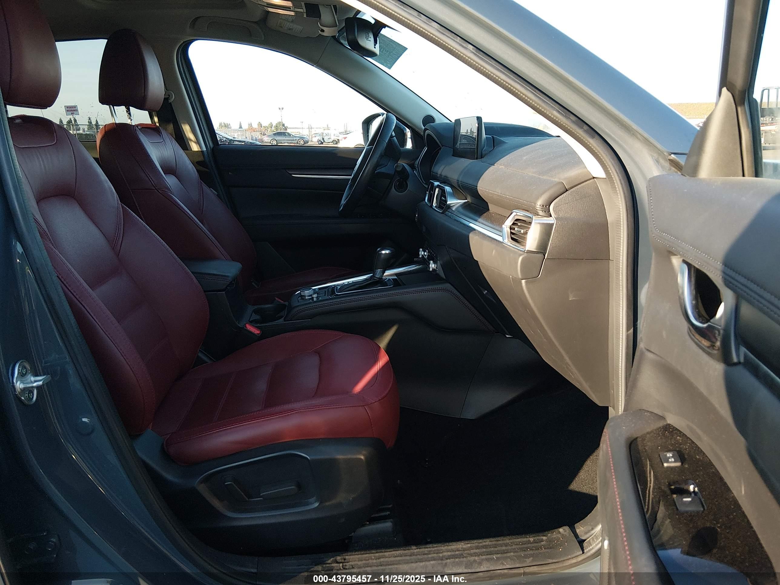 MAZDA CX-5 image 5