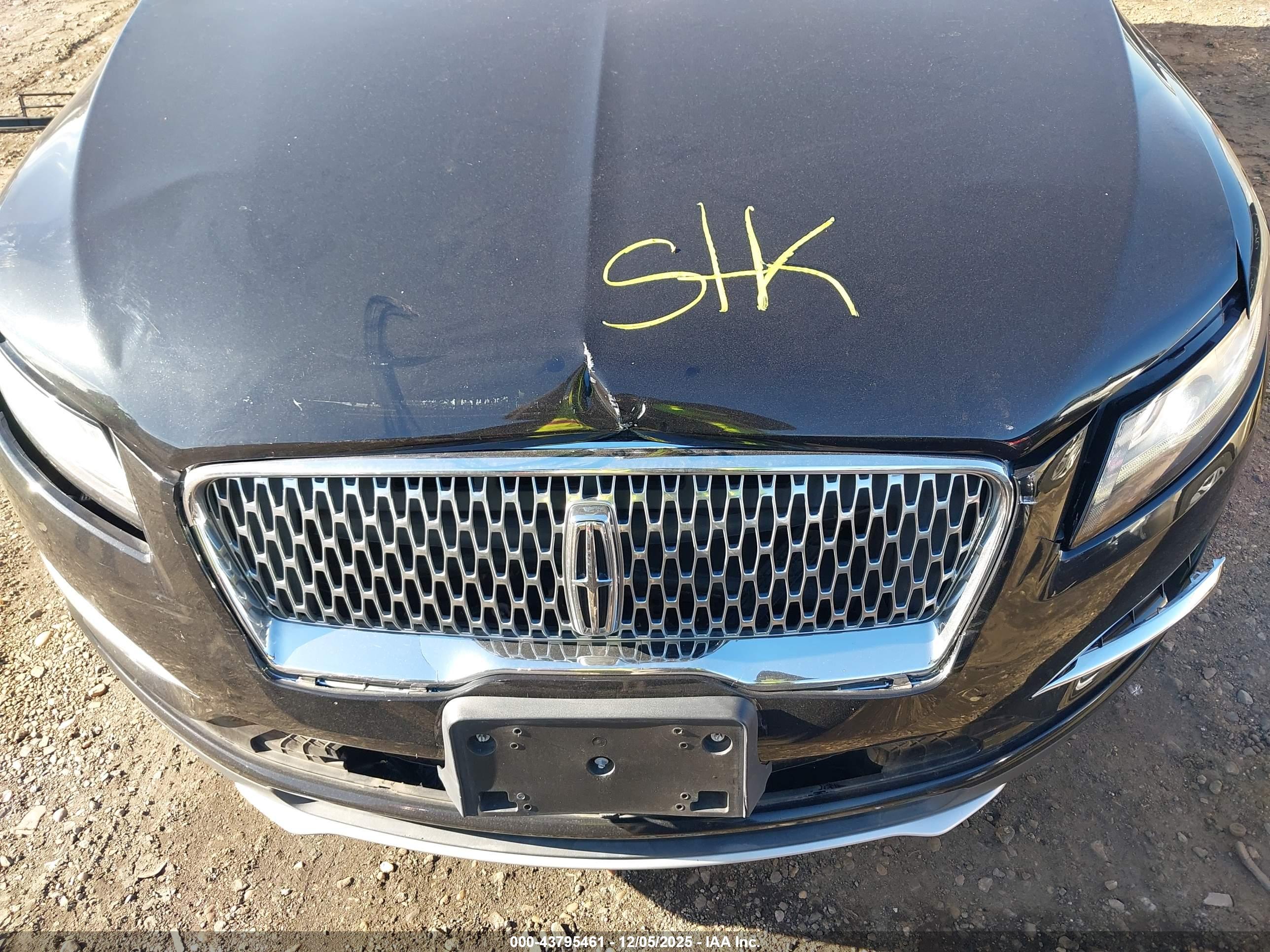 LINCOLN MKC image 10