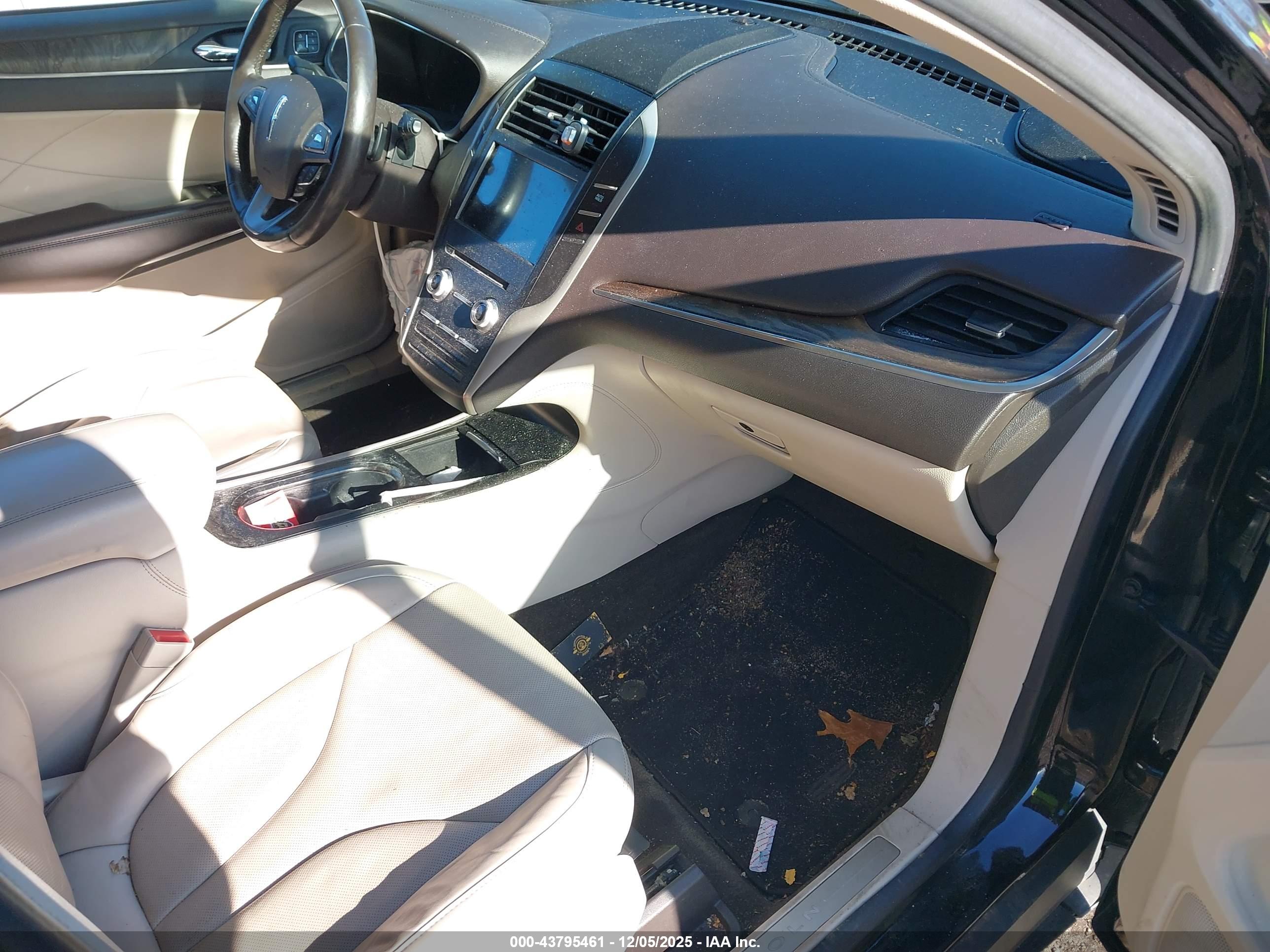LINCOLN MKC image 5