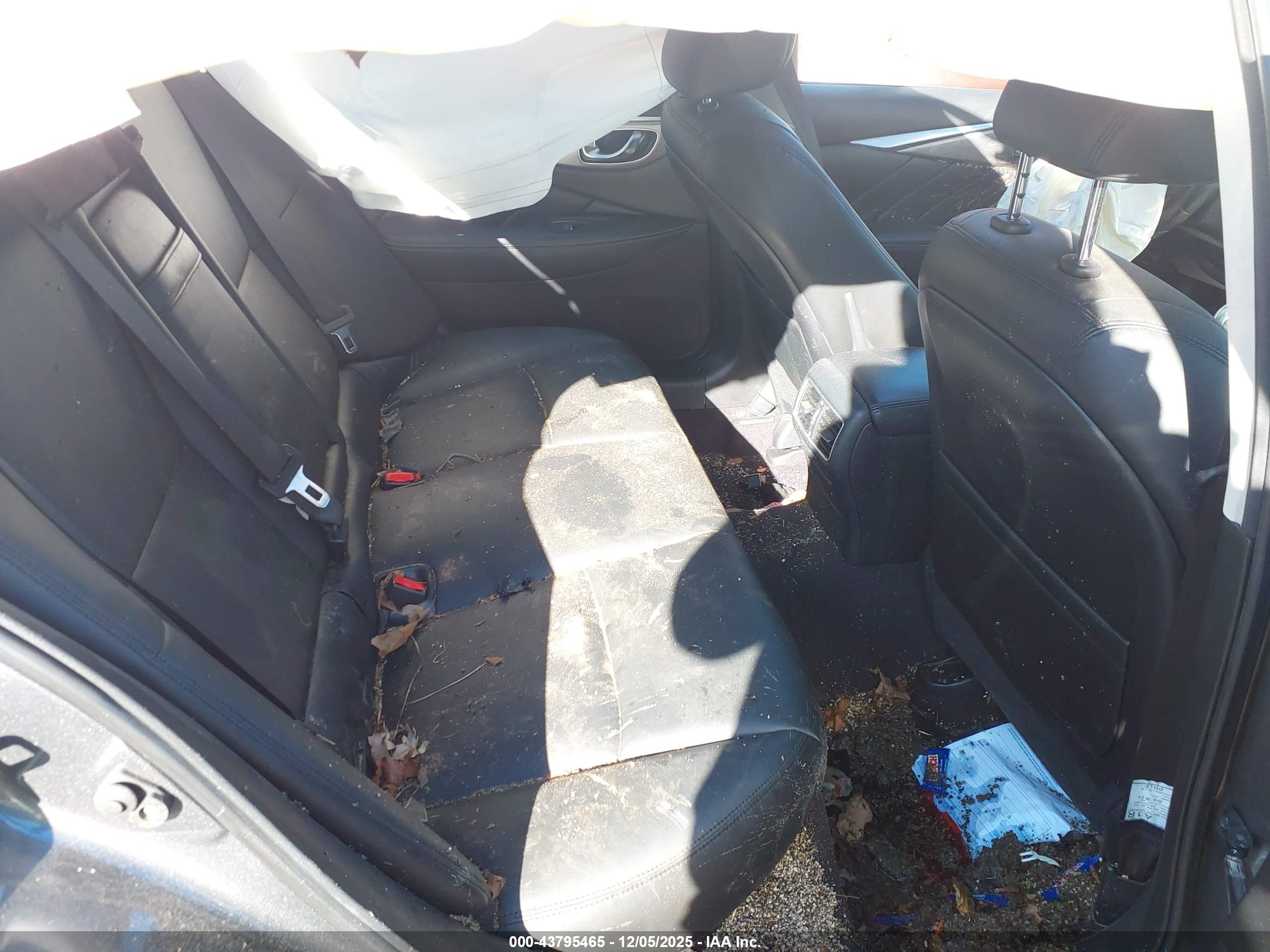 INFINITI Q50 image 8