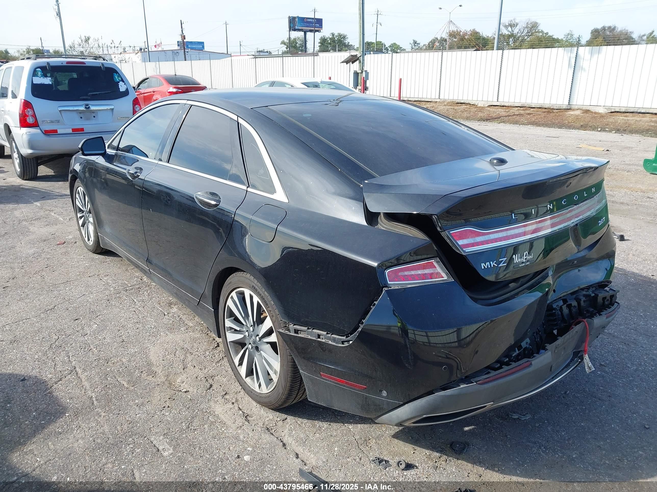 LINCOLN MKZ image 3