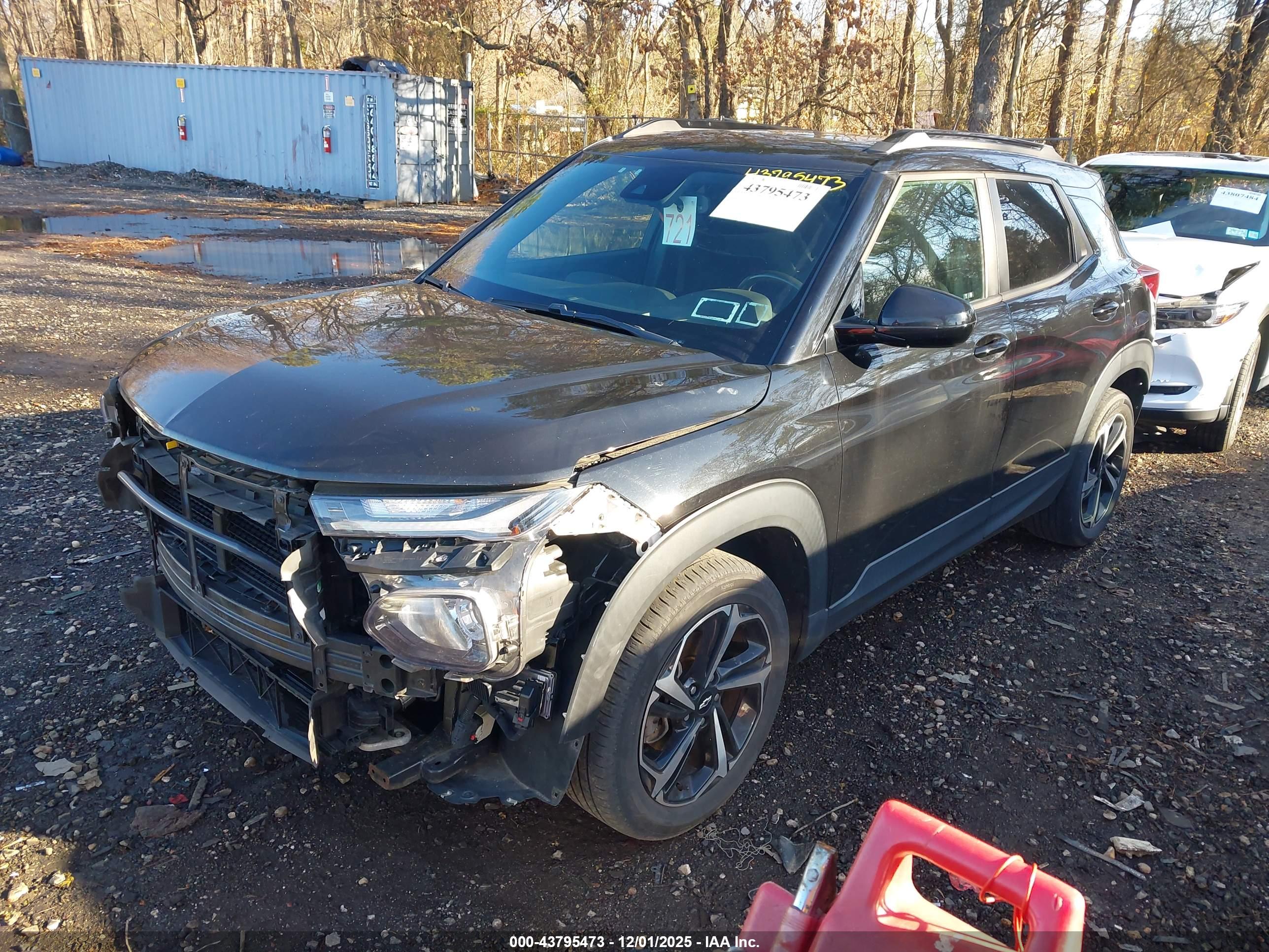 CHEVROLET TRAILBLAZER image 2