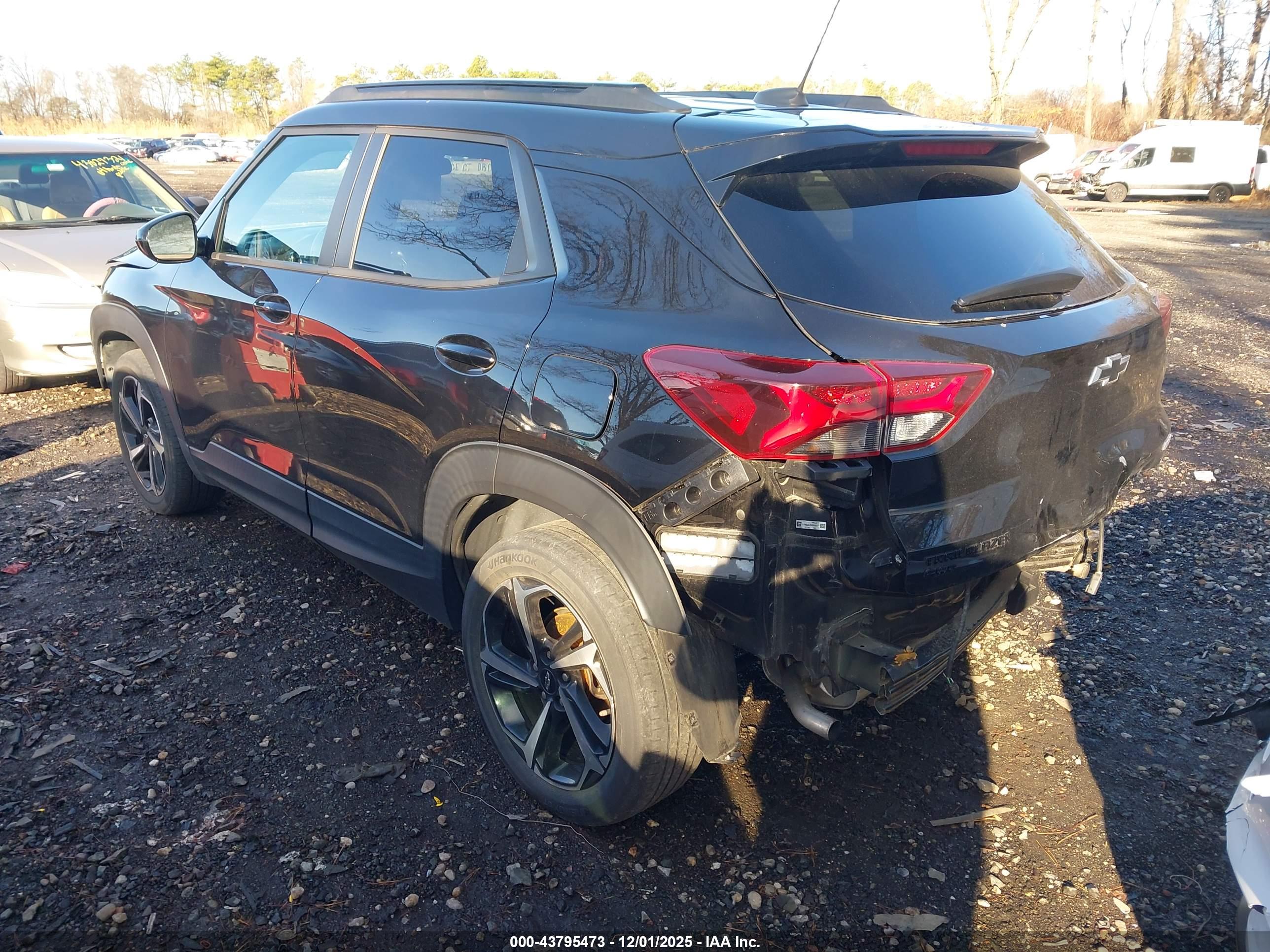 CHEVROLET TRAILBLAZER image 3