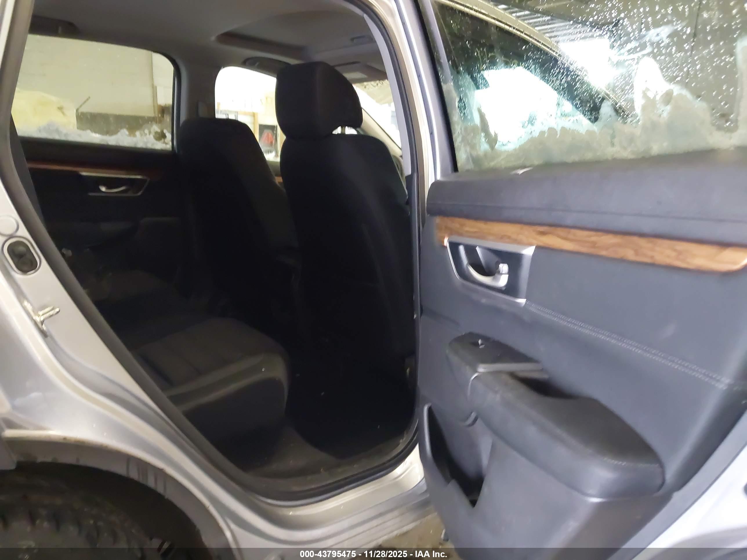 HONDA CR-V image 8