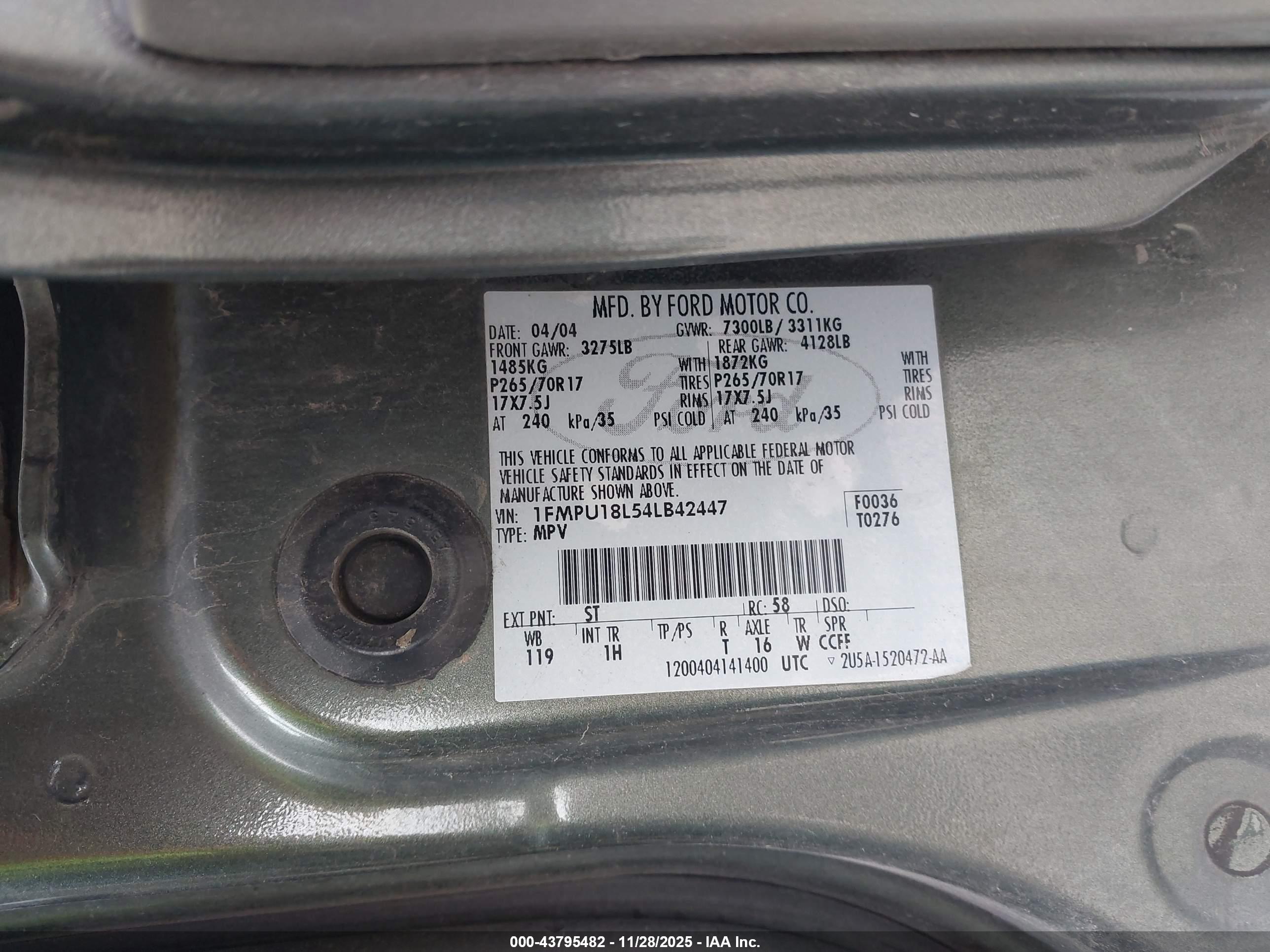 FORD EXPEDITION image 9