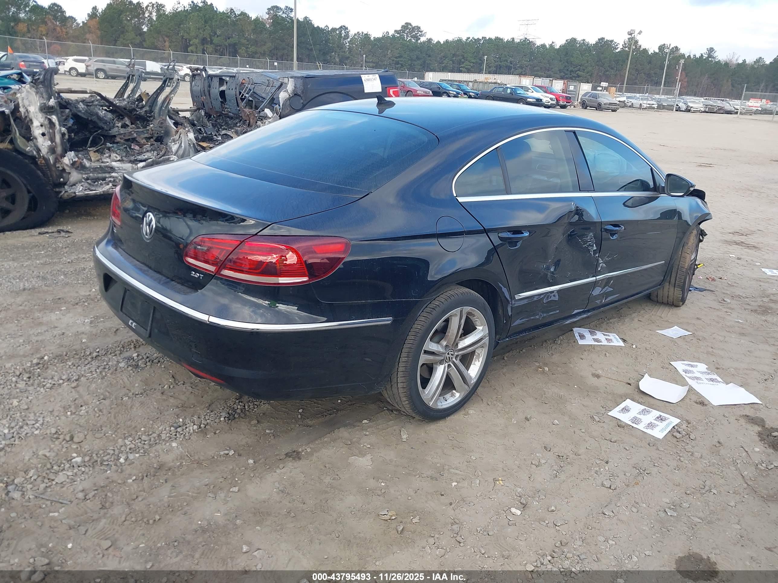 VOLKSWAGEN CC image 4