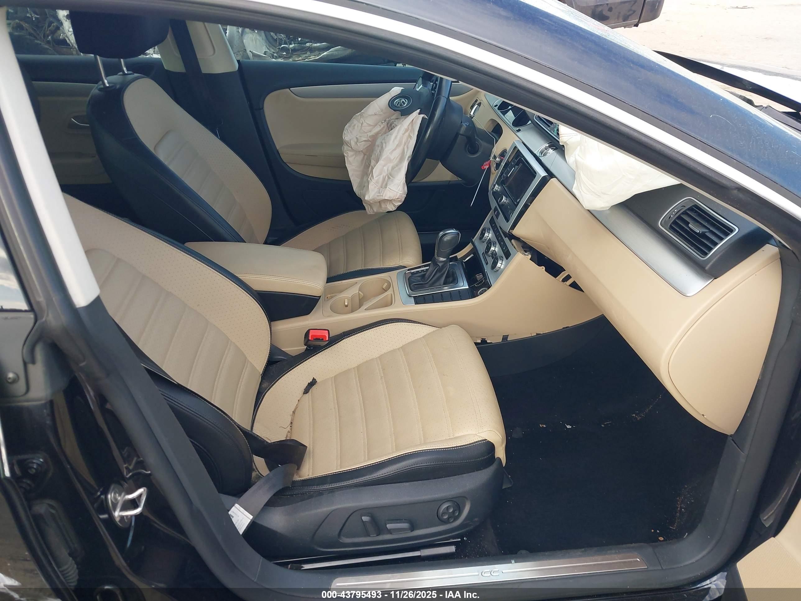 VOLKSWAGEN CC image 5