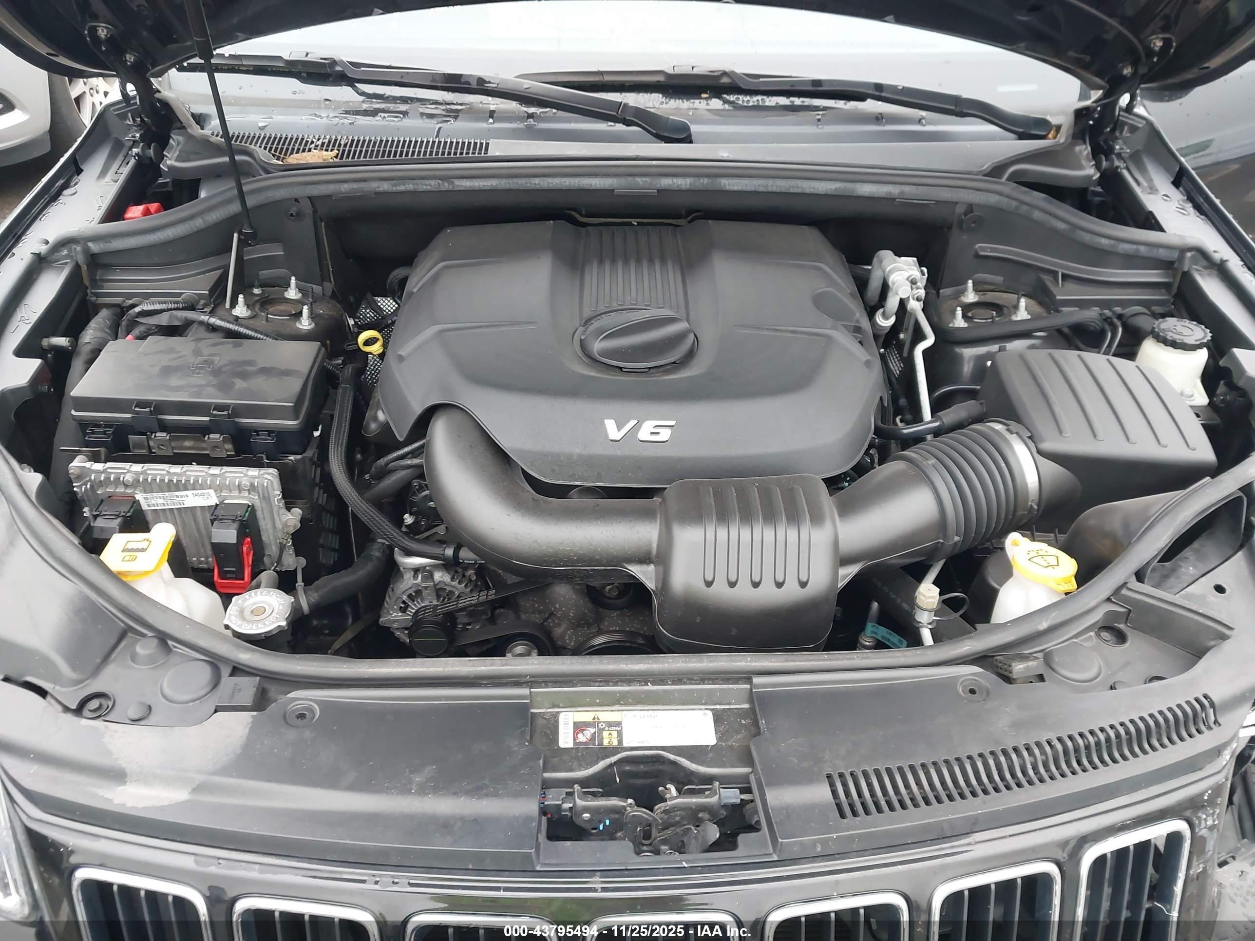 JEEP GRAND image 10