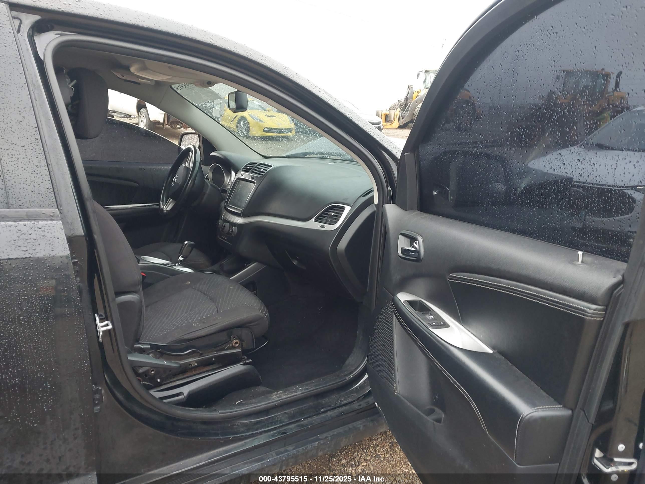 DODGE JOURNEY image 5