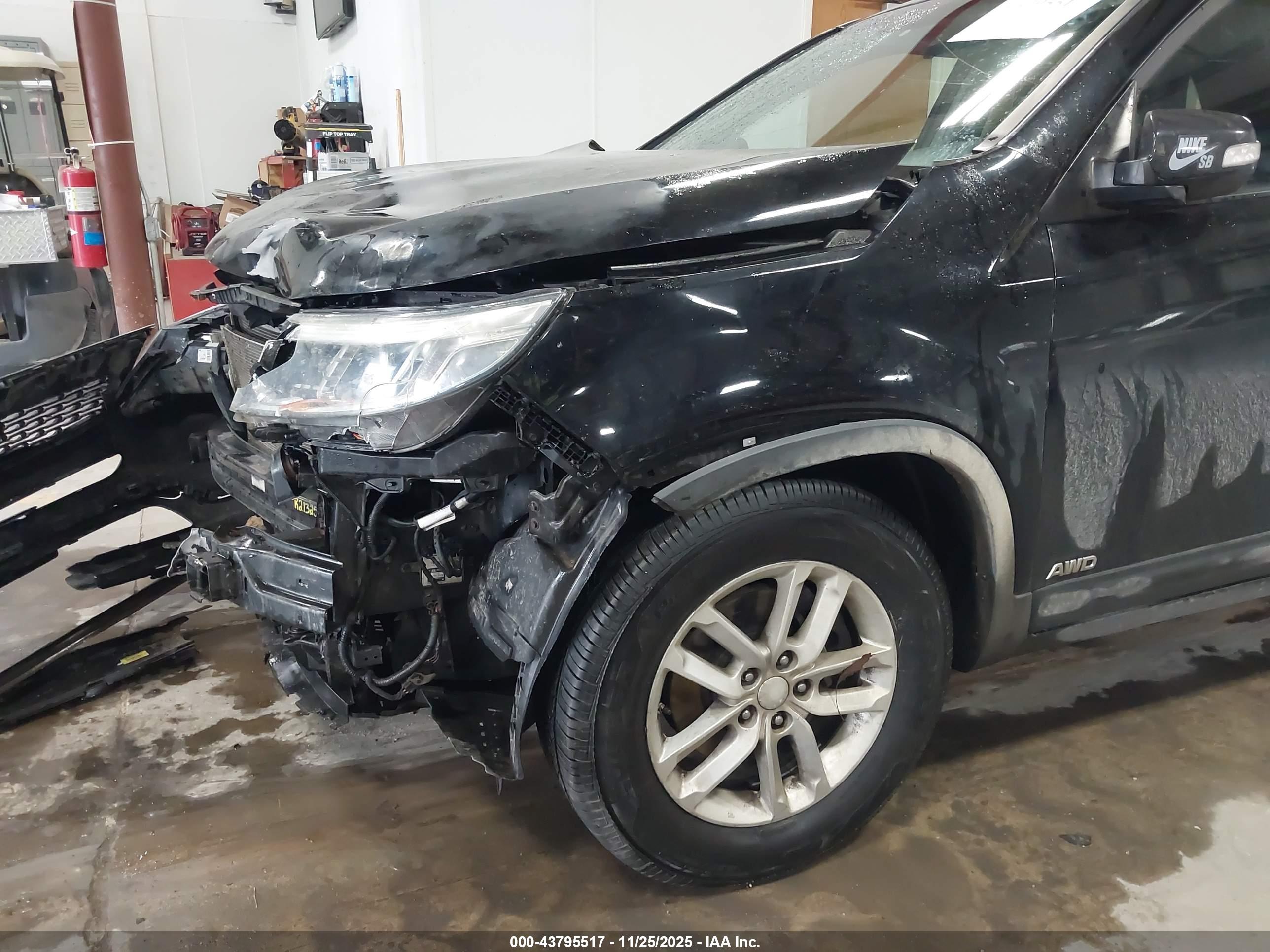 KIA SORENTO image 6