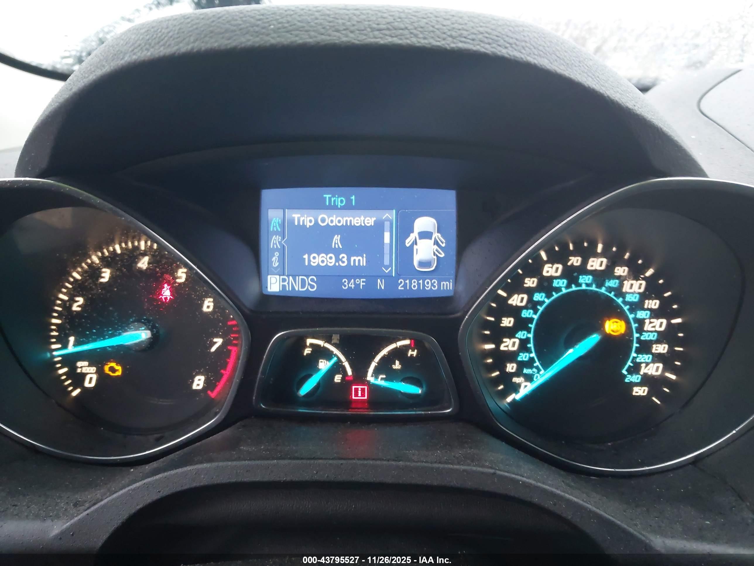 FORD ESCAPE image 7