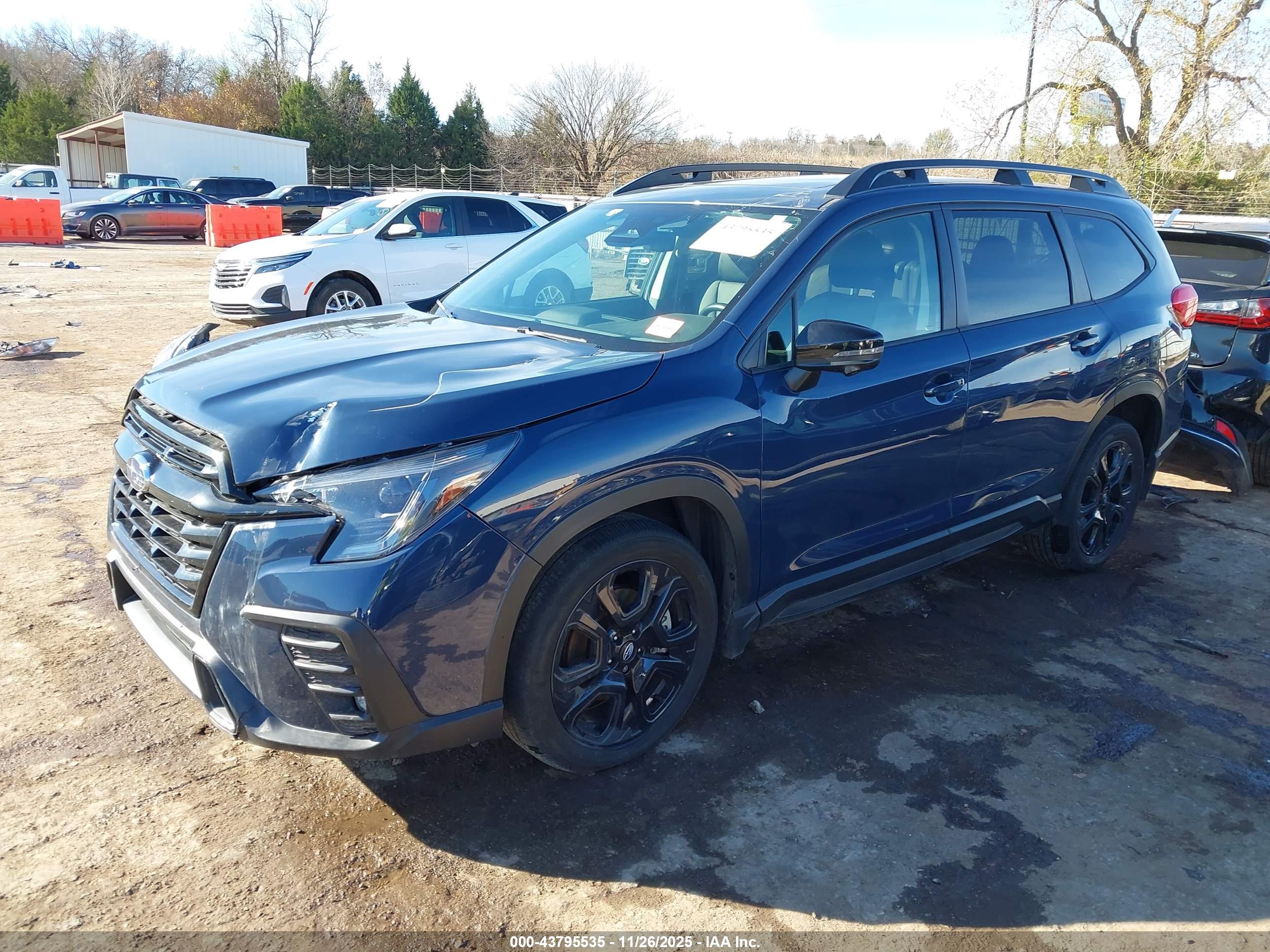 SUBARU ASCENT image 2