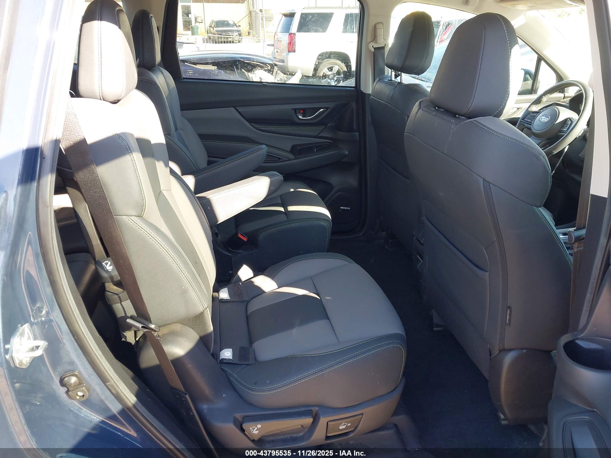 SUBARU ASCENT image 8