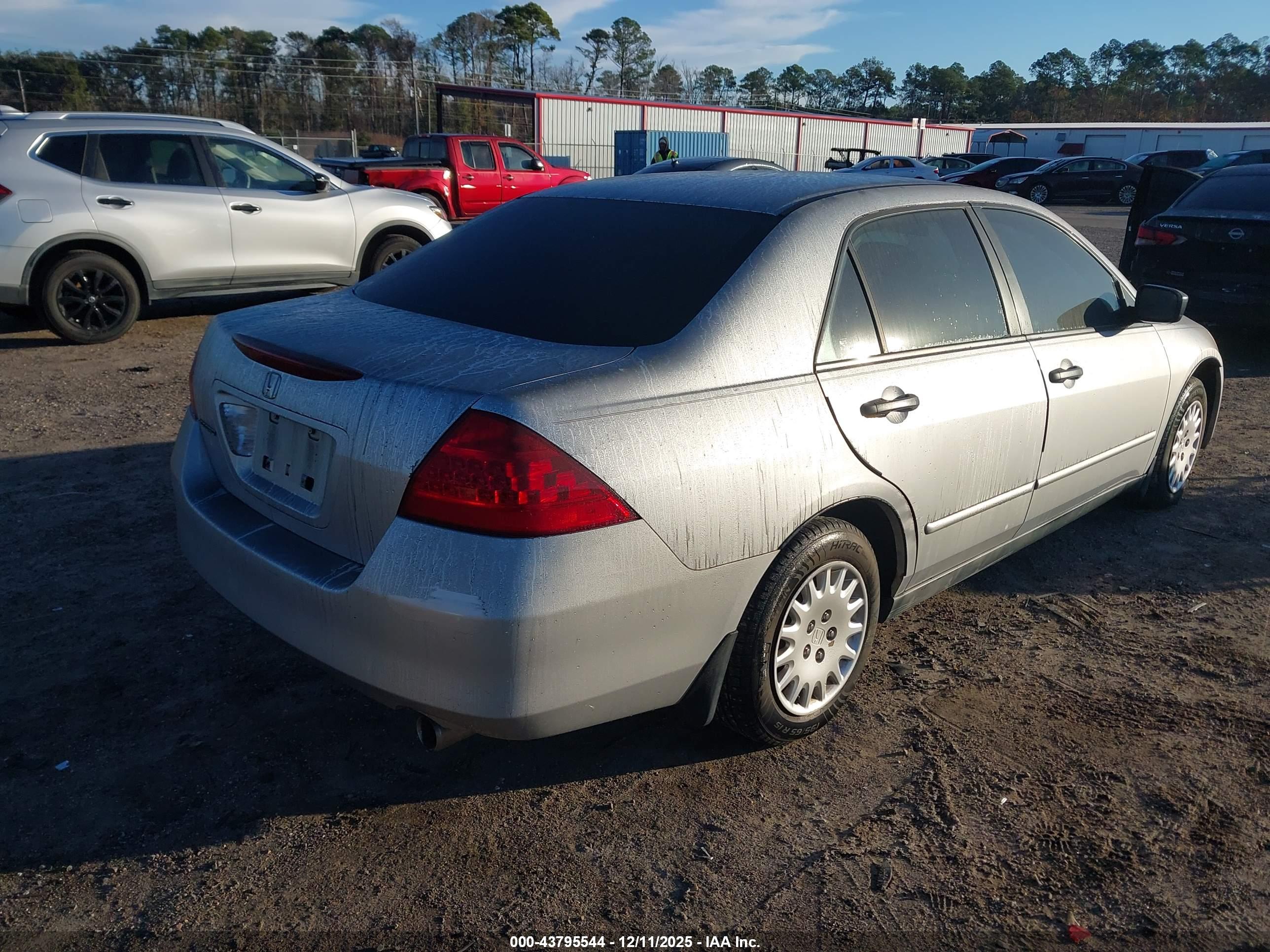 HONDA ACCORD image 4