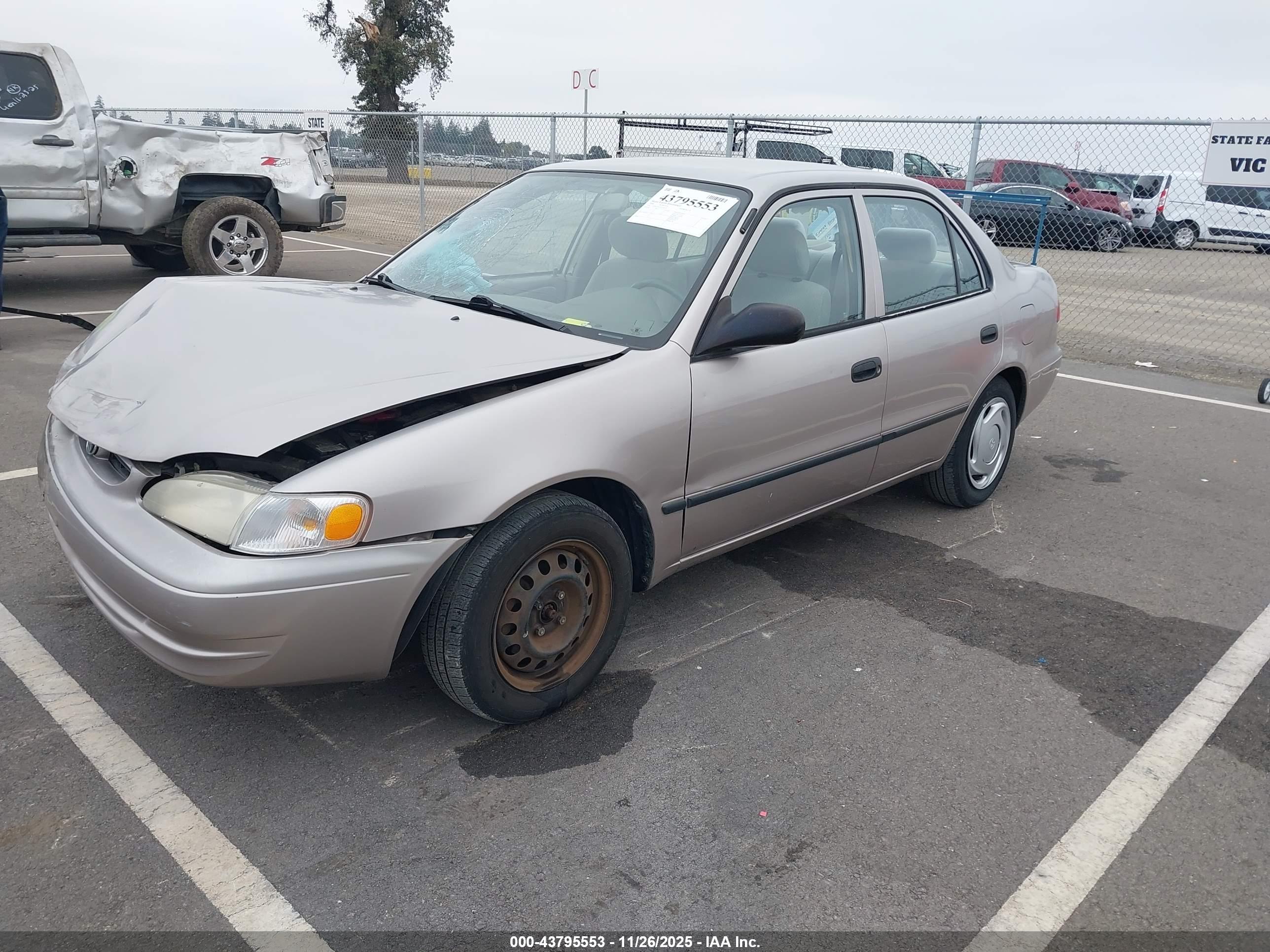 TOYOTA COROLLA image 2