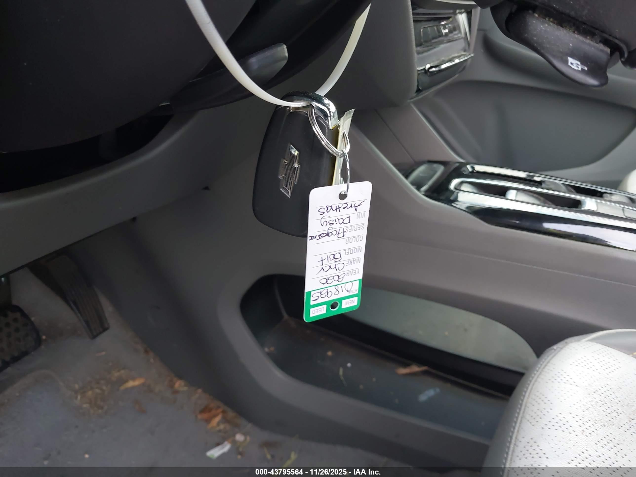 CHEVROLET BOLT image 11