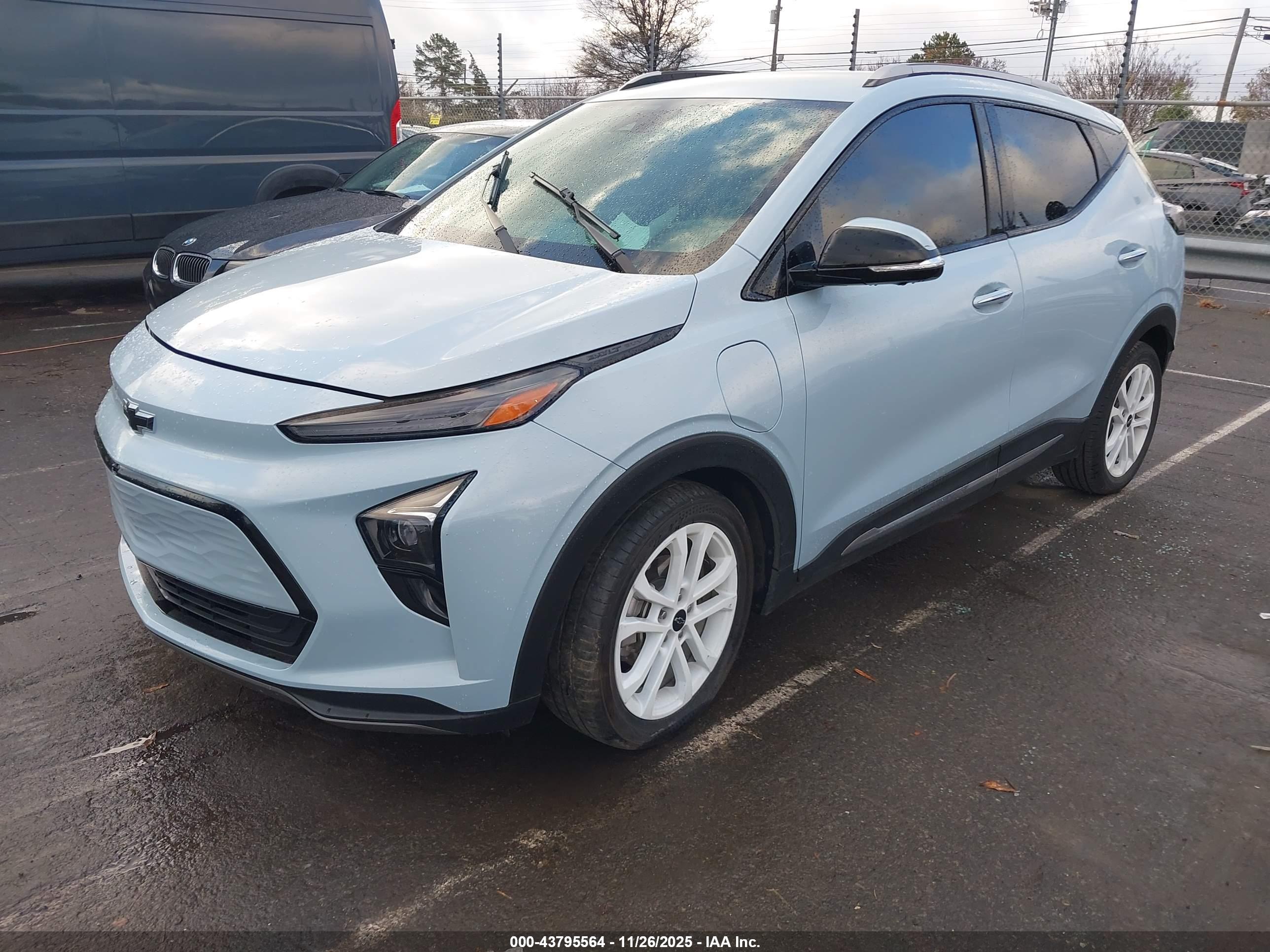 CHEVROLET BOLT image 2