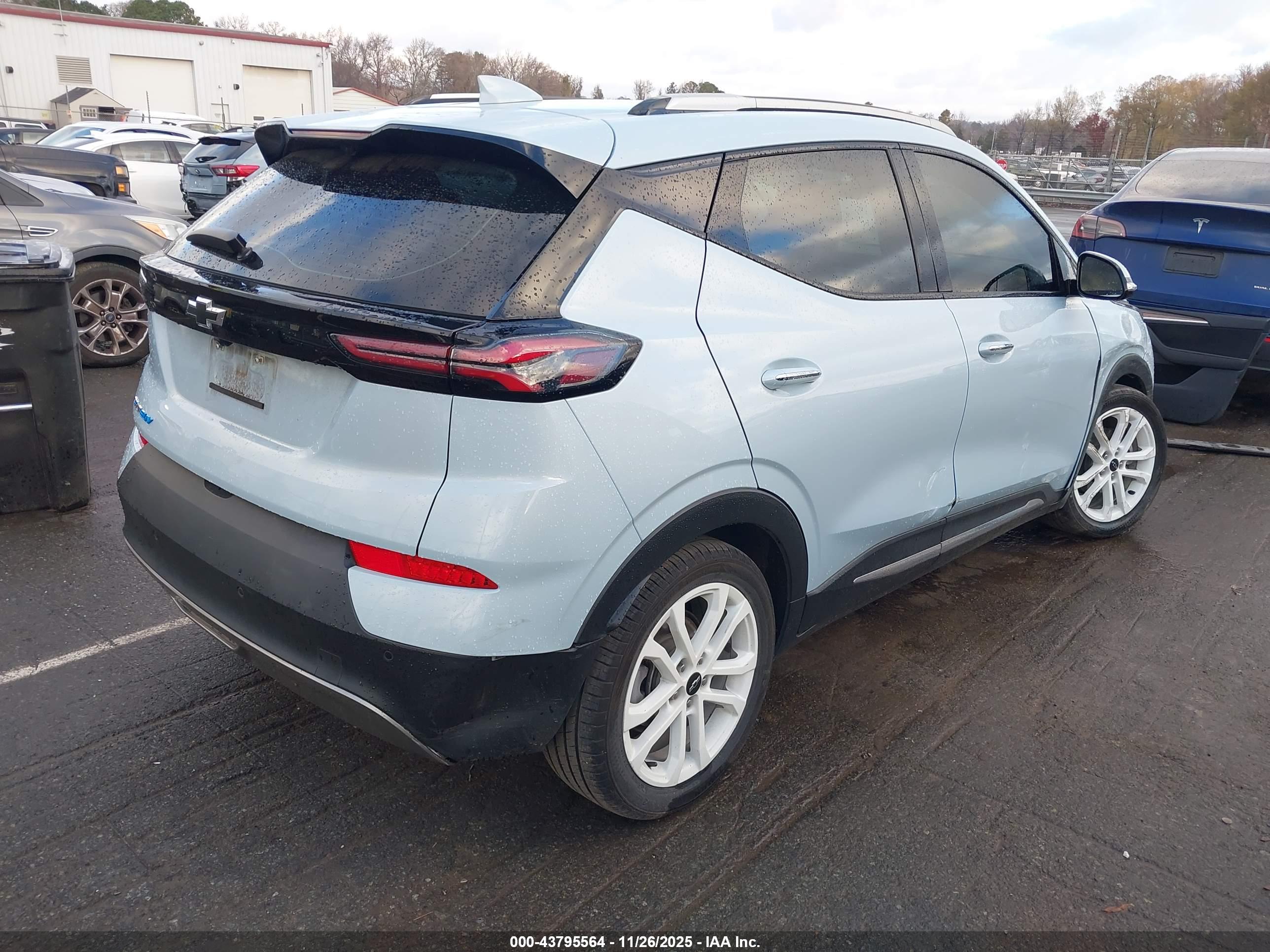 CHEVROLET BOLT image 4