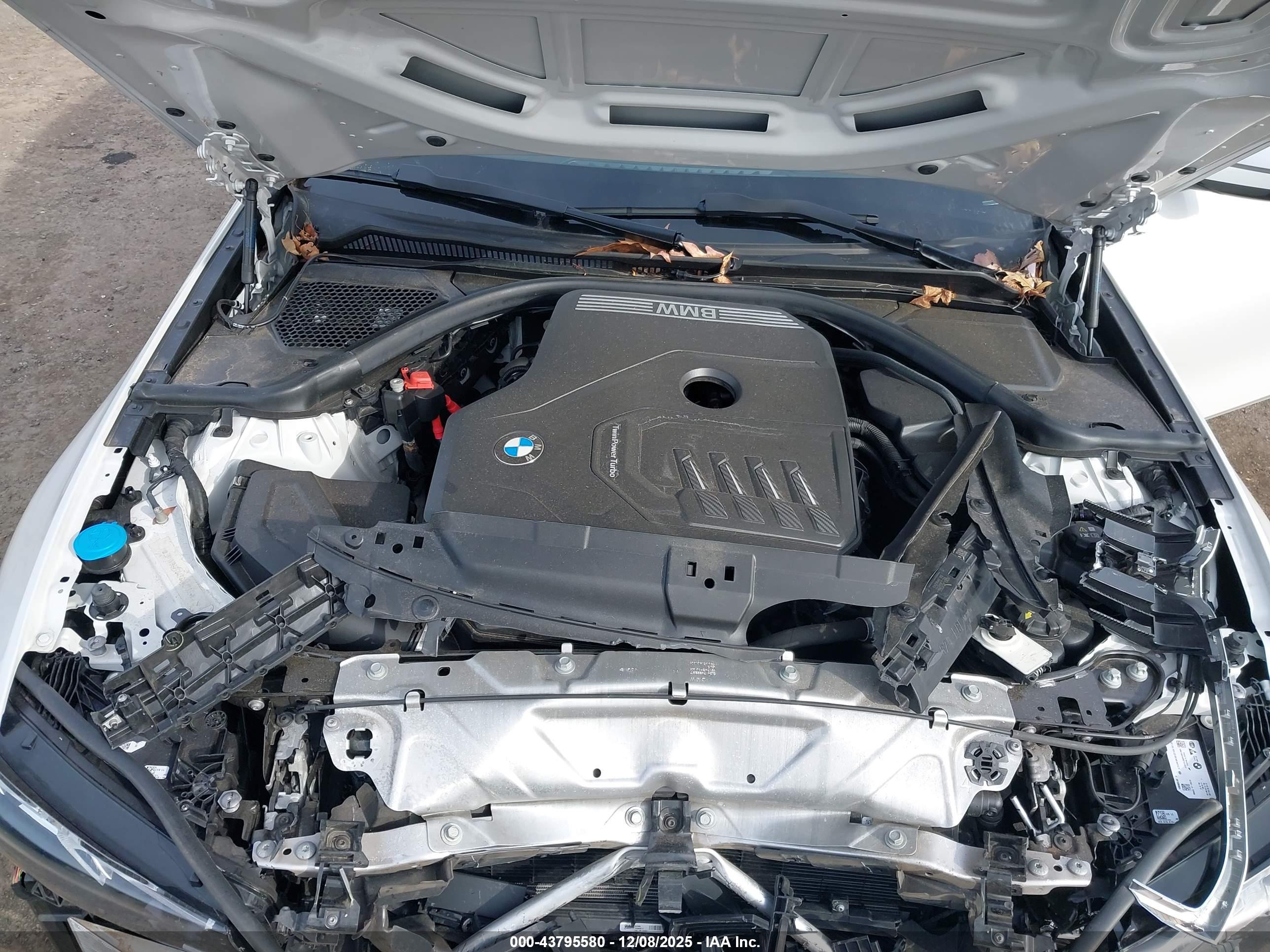 BMW 330I image 10