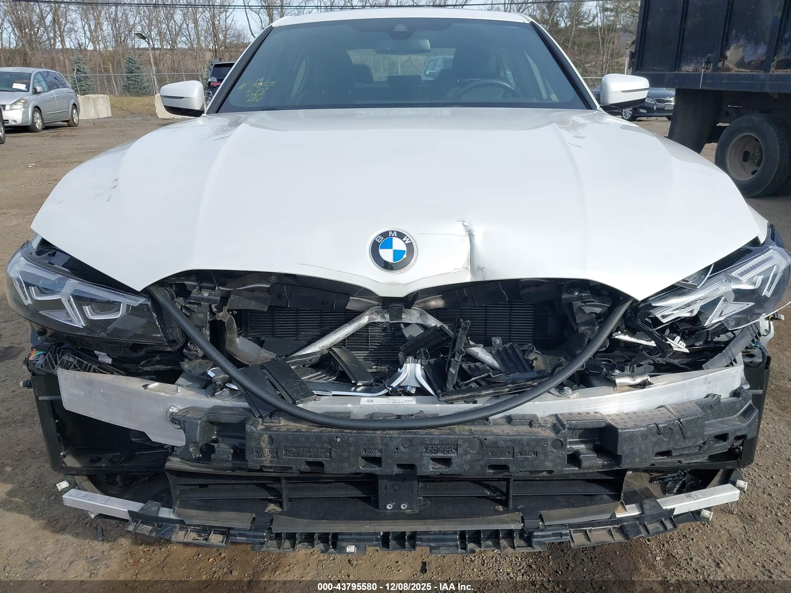 BMW 330I image 6
