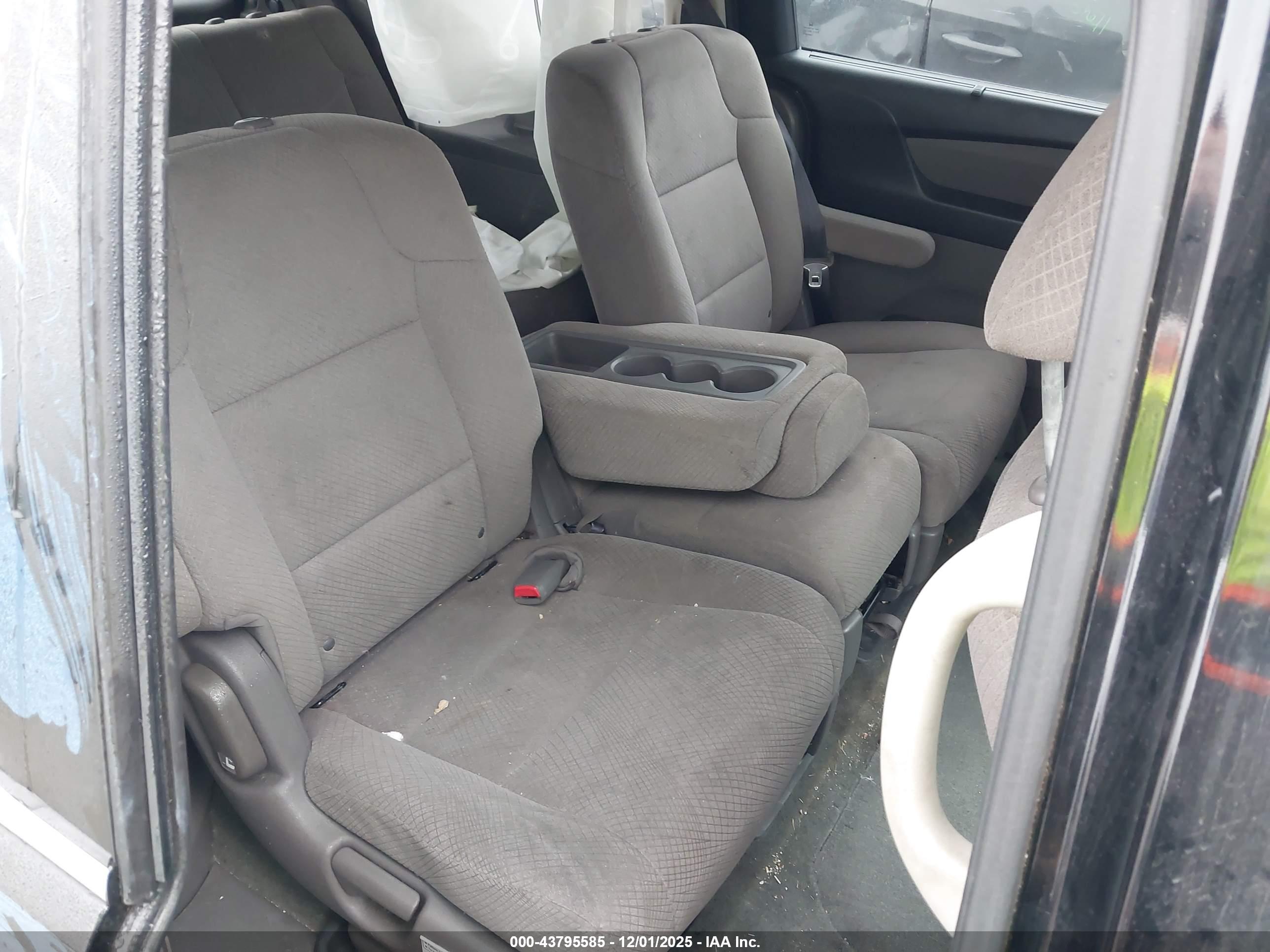 HONDA ODYSSEY image 8