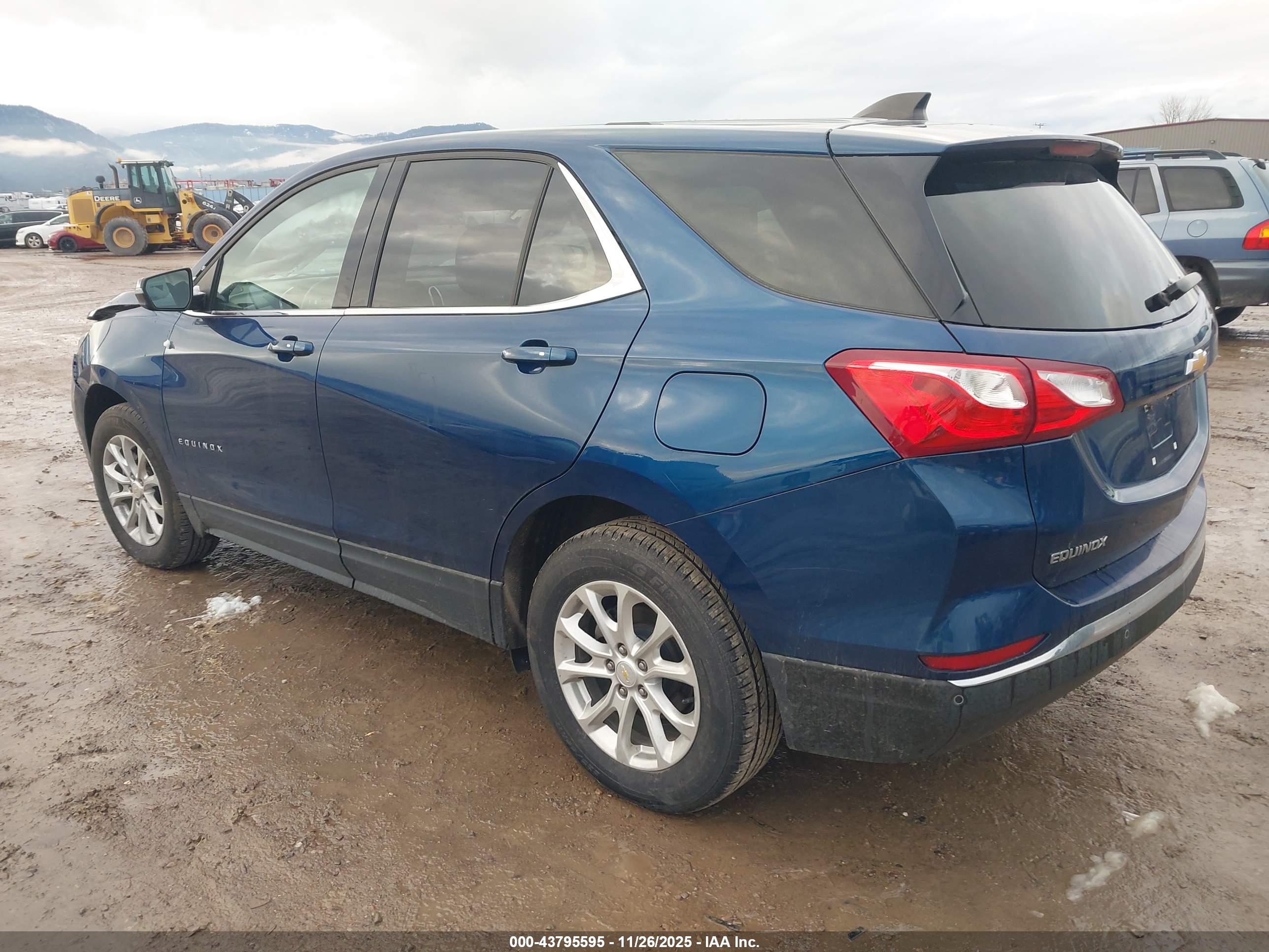 CHEVROLET EQUINOX image 3