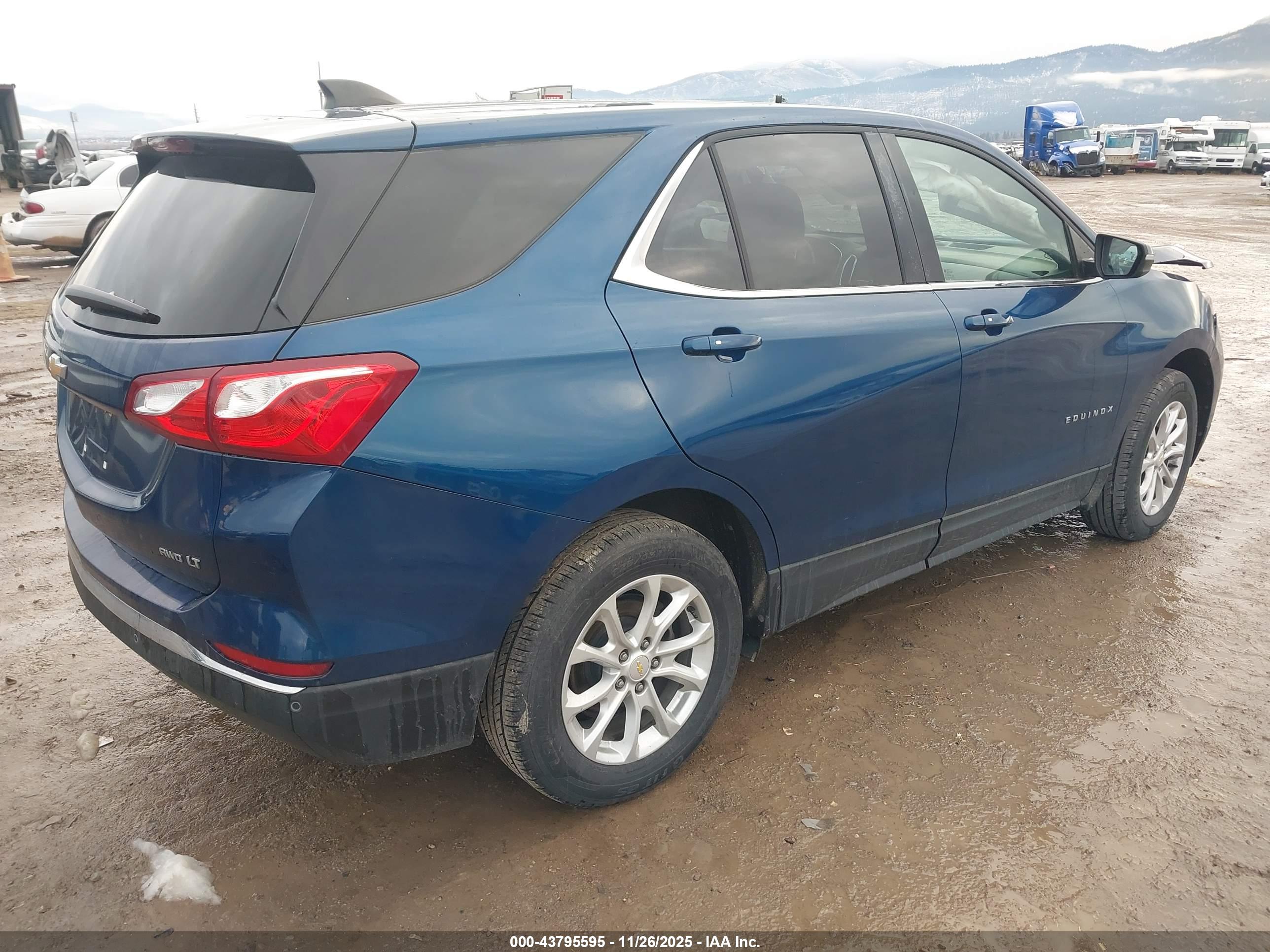 CHEVROLET EQUINOX image 4