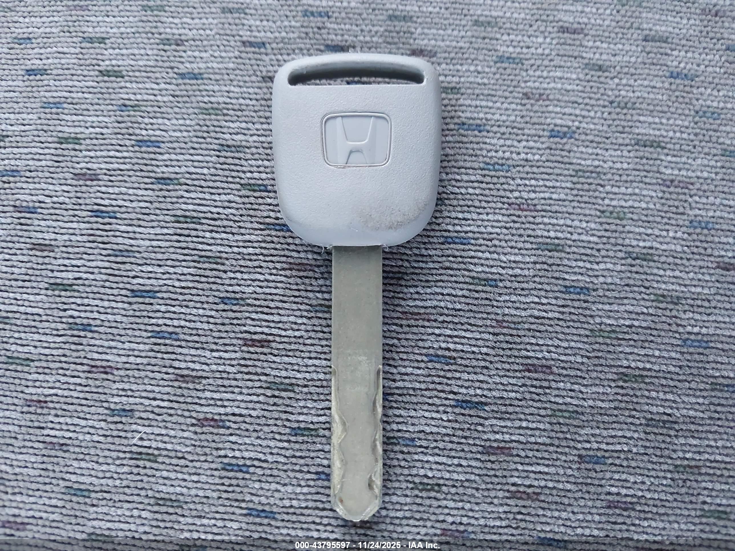 HONDA CIVIC image 11