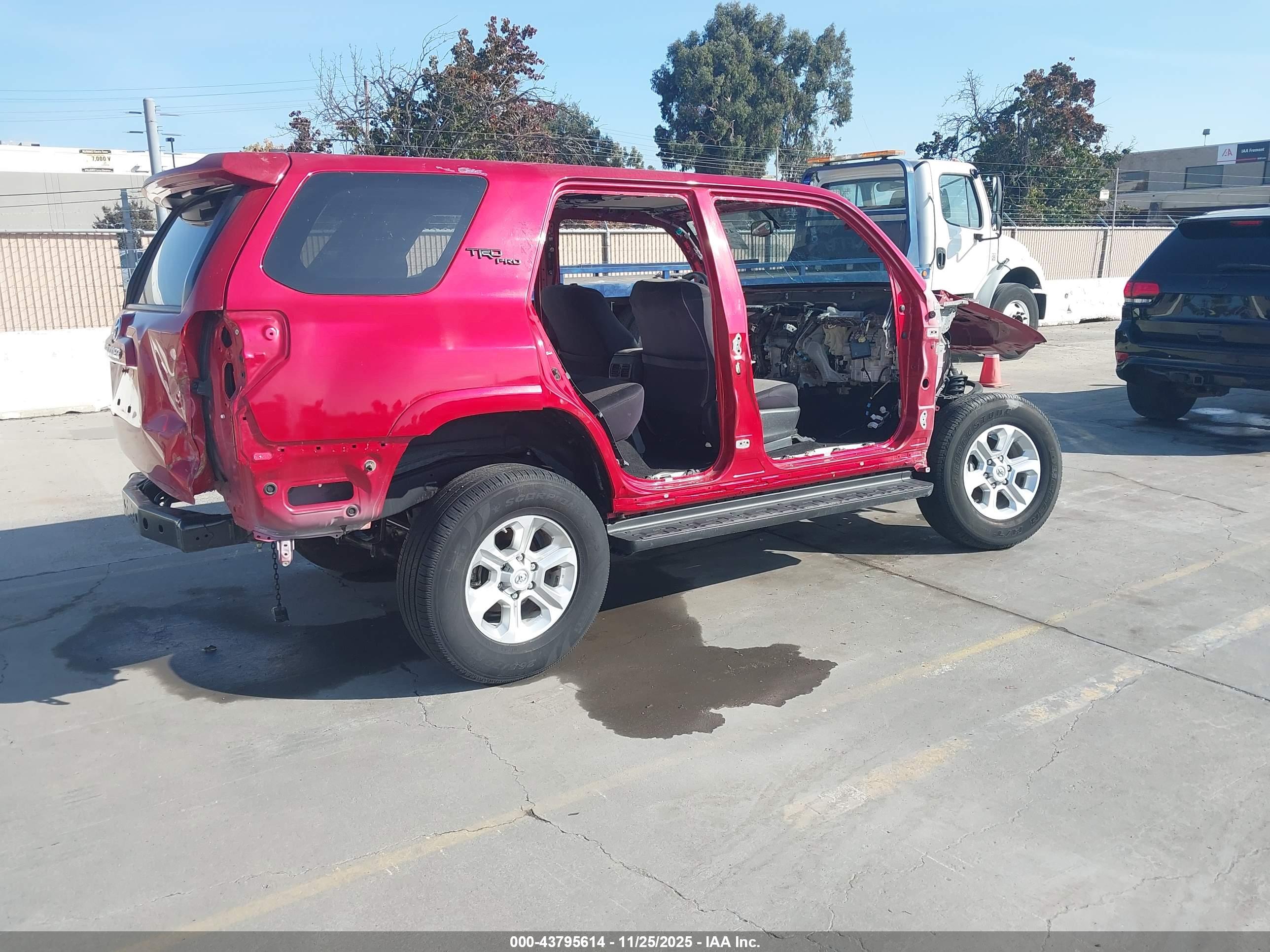 TOYOTA 4RUNNER image 4