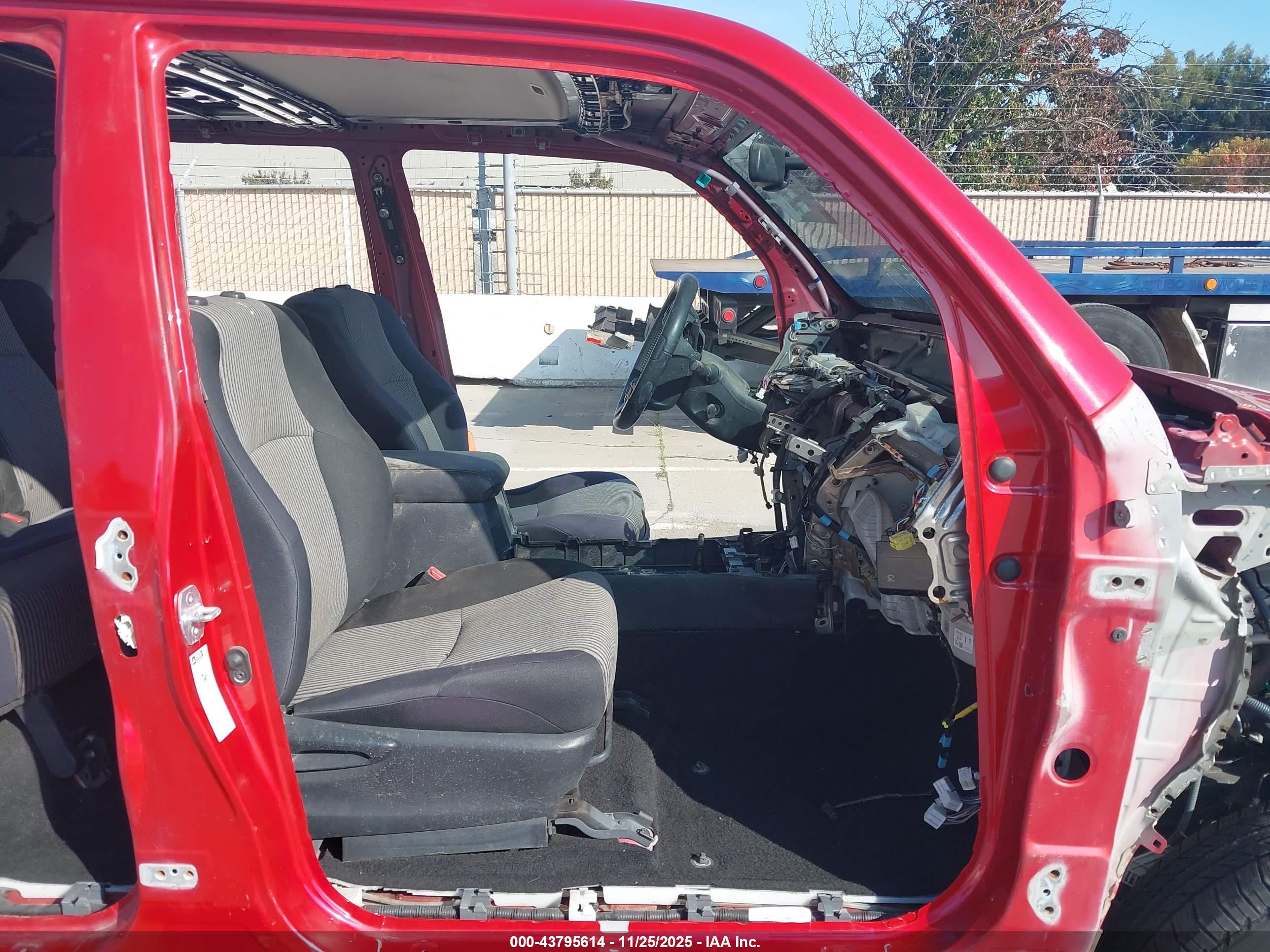 TOYOTA 4RUNNER image 5
