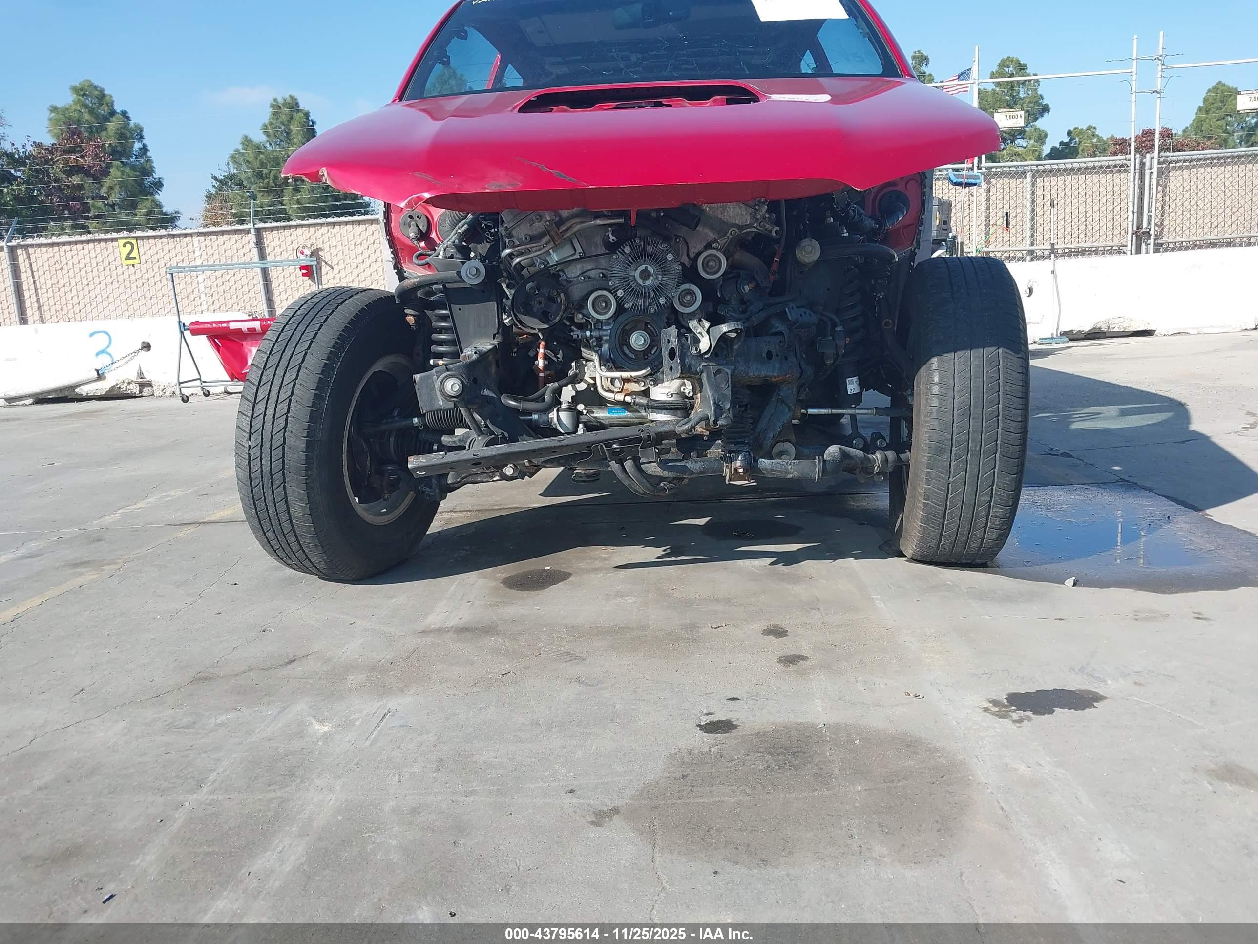 TOYOTA 4RUNNER image 6