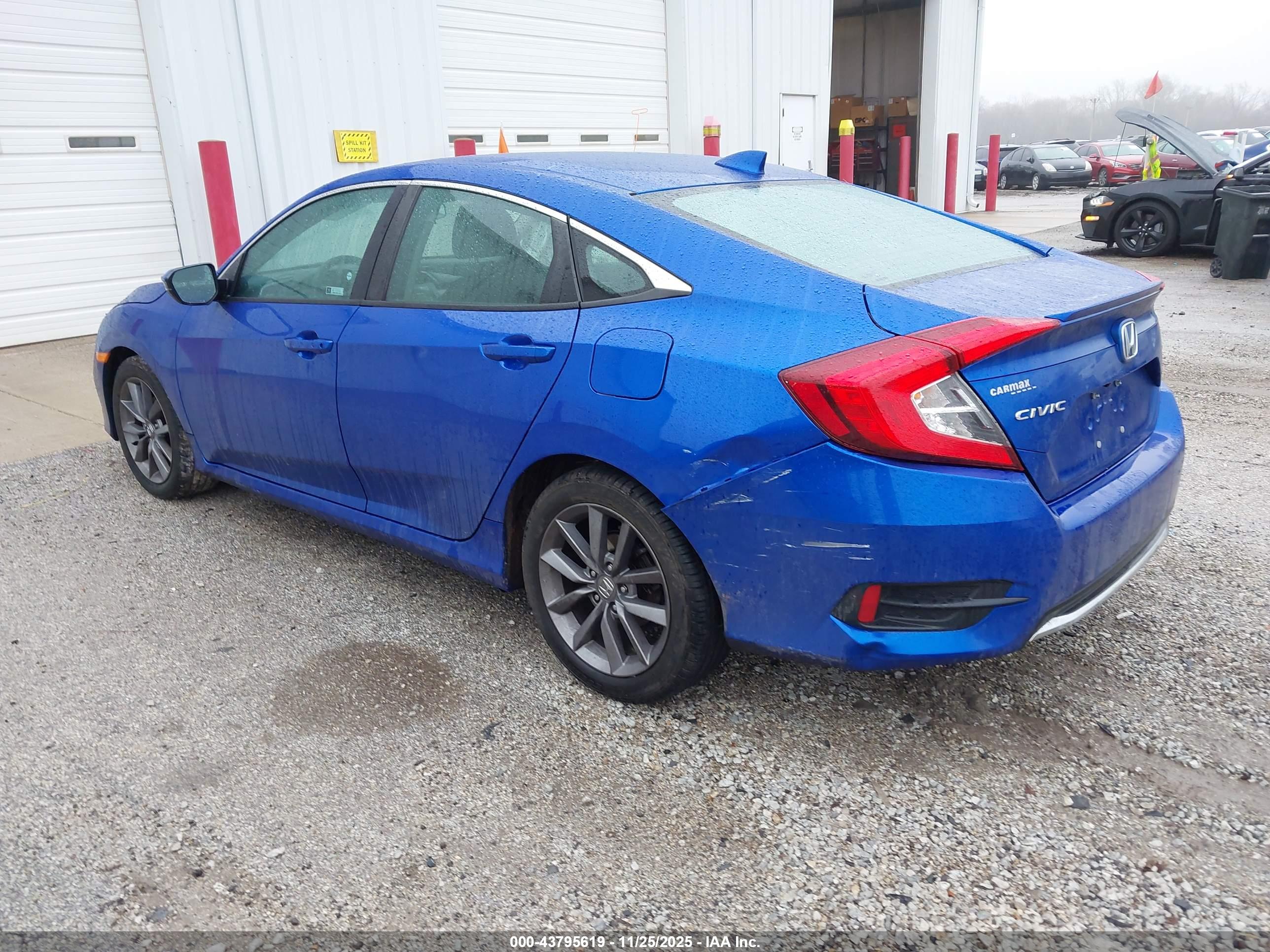 HONDA CIVIC image 3