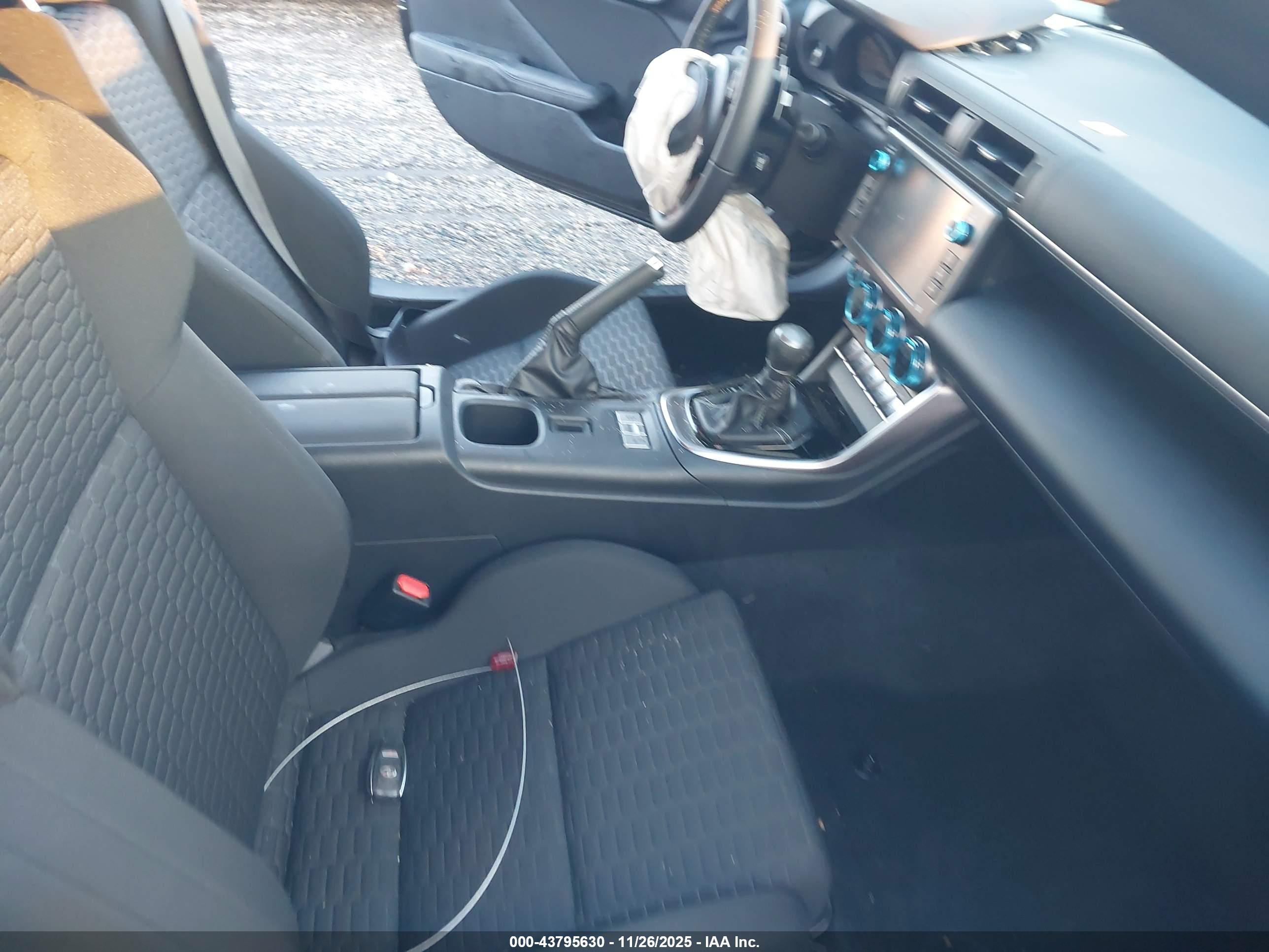 TOYOTA GR86 image 5