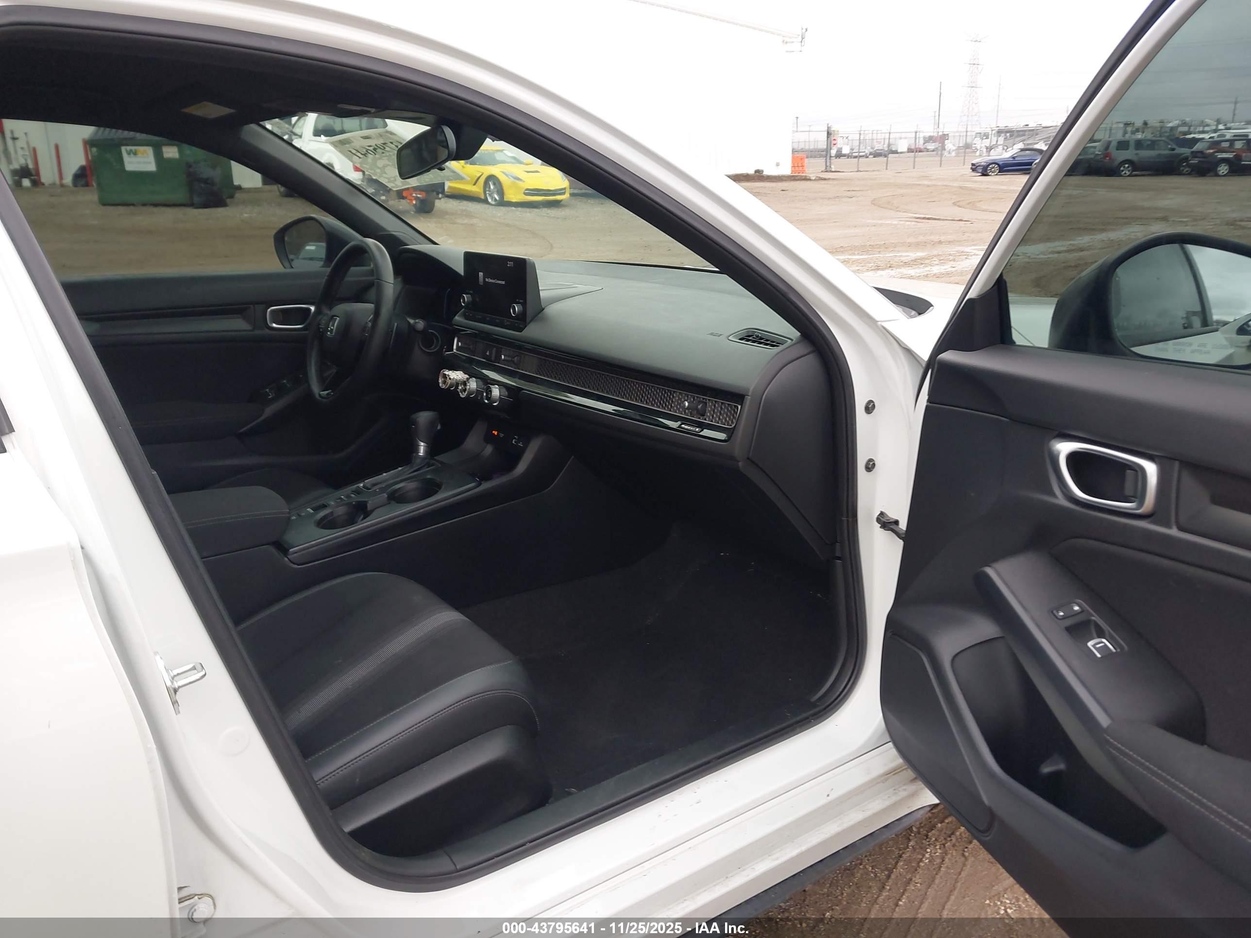HONDA CIVIC image 5