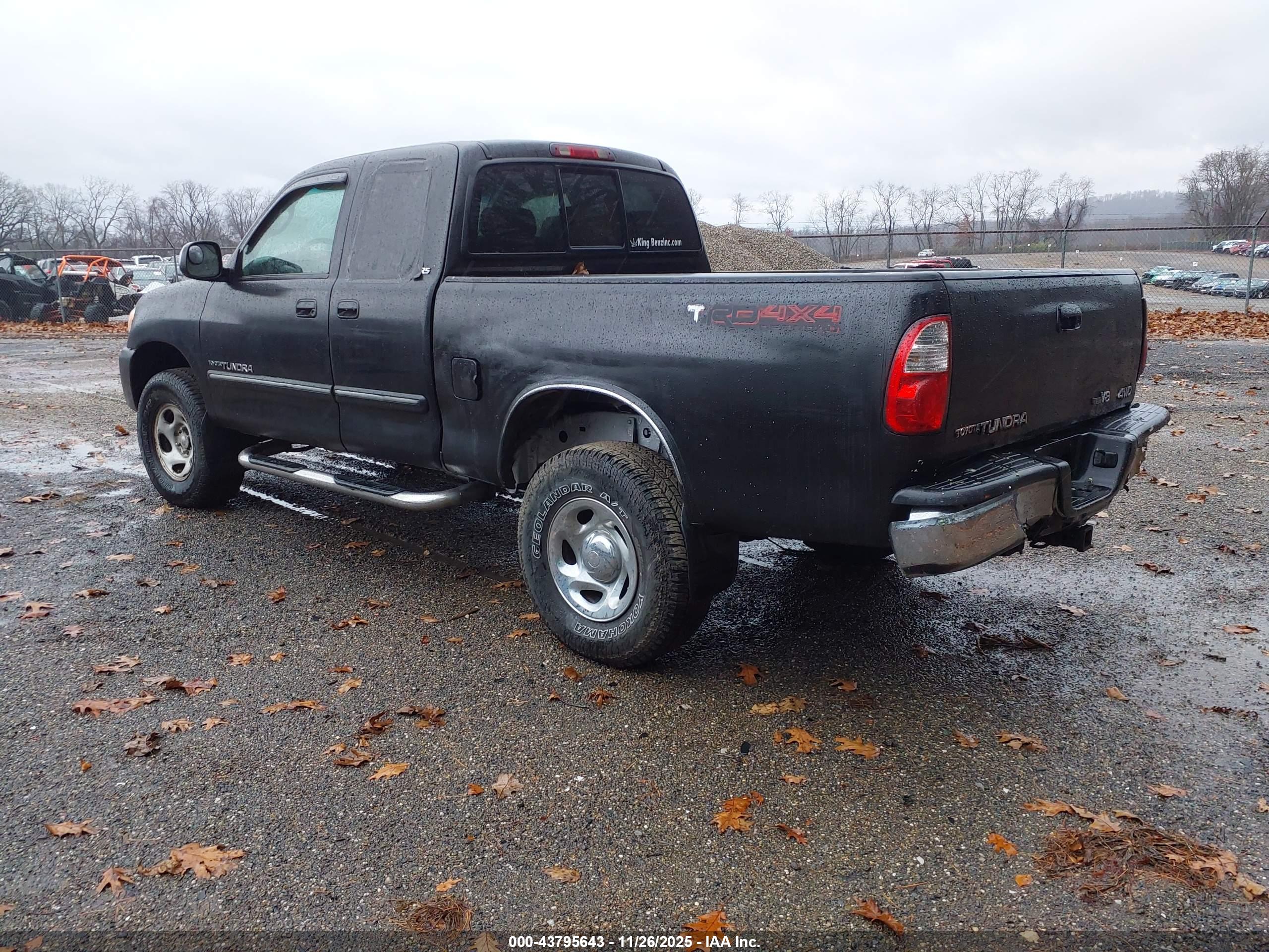 TOYOTA TUNDRA image 3
