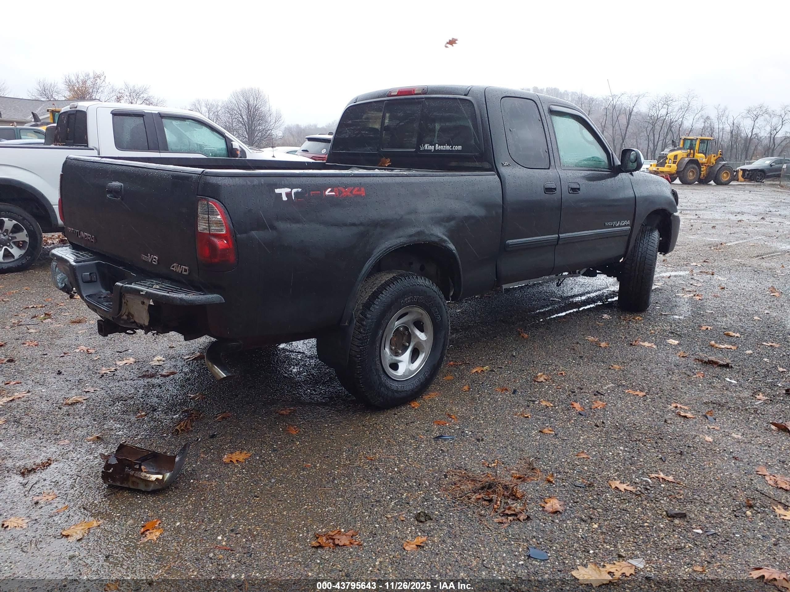 TOYOTA TUNDRA image 4