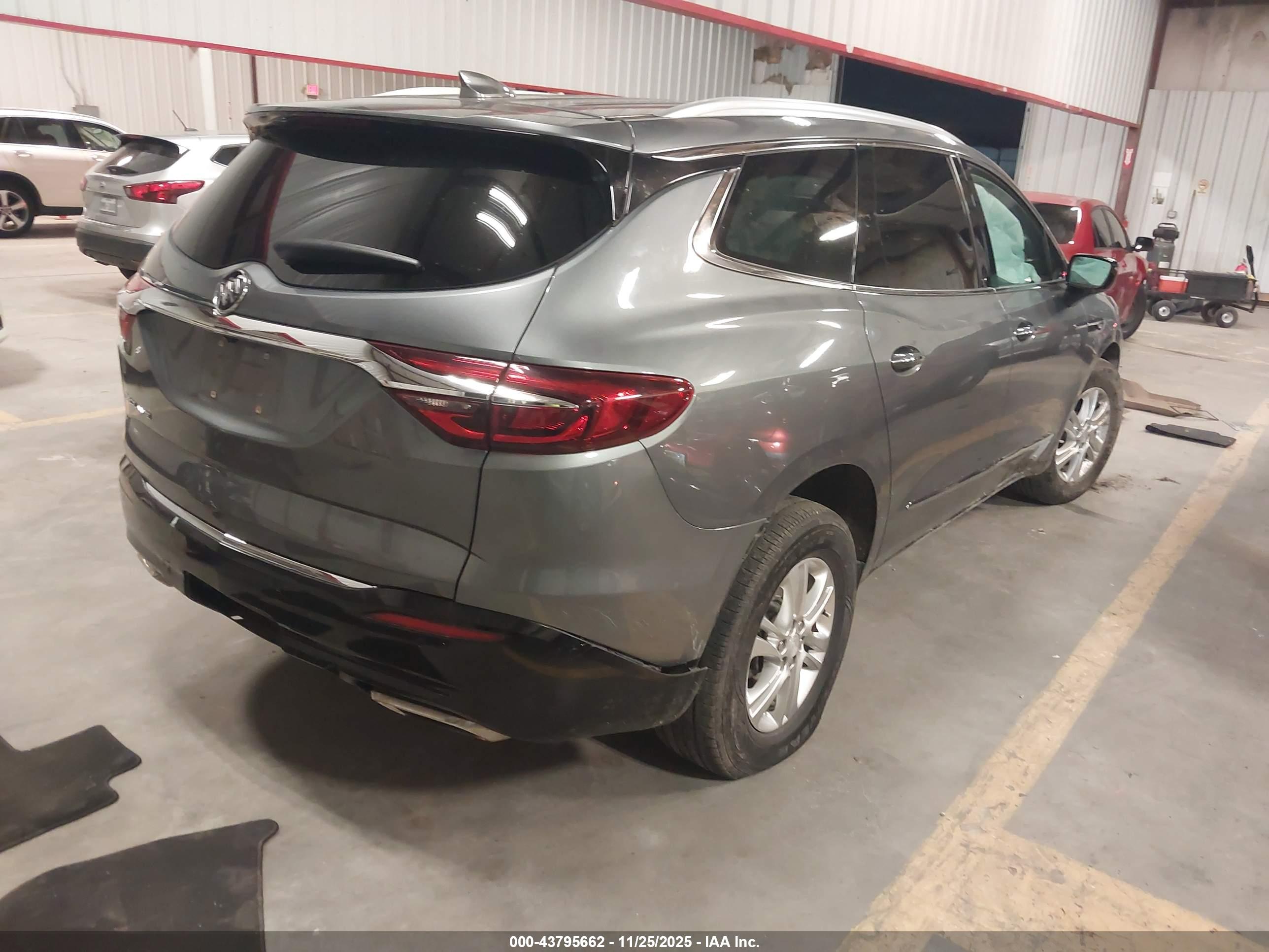BUICK ENCLAVE image 4