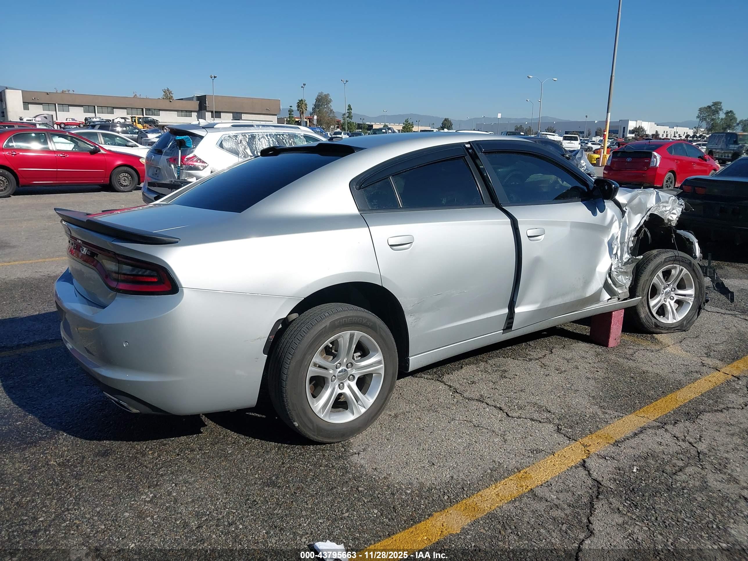 DODGE CHARGER image 4