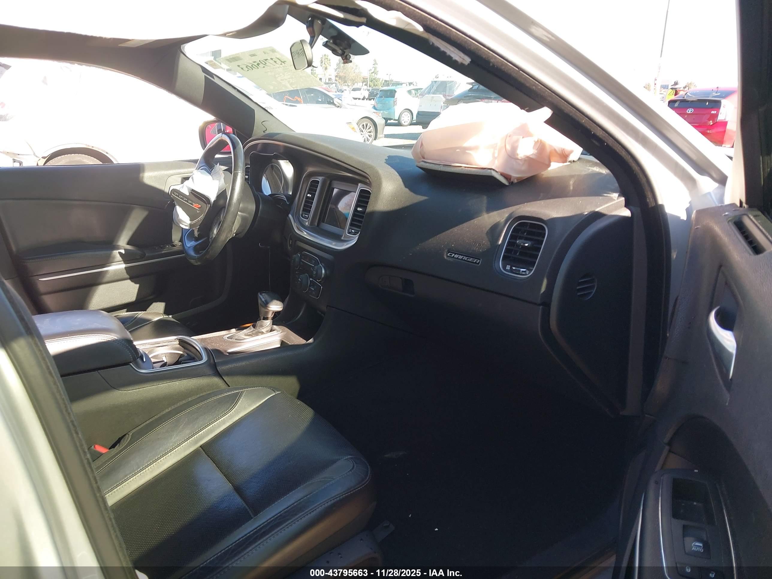 DODGE CHARGER image 5