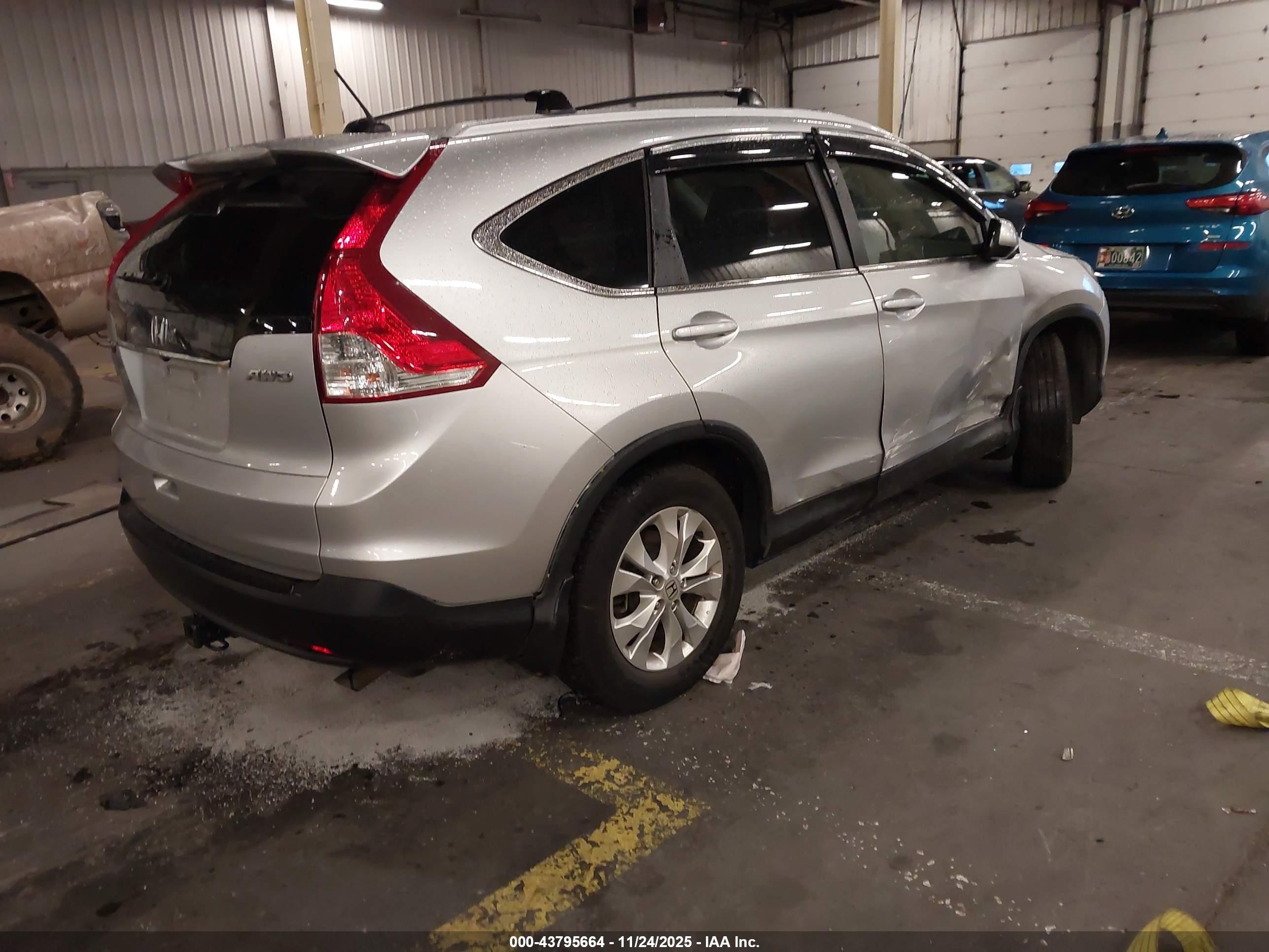 HONDA CR-V image 4