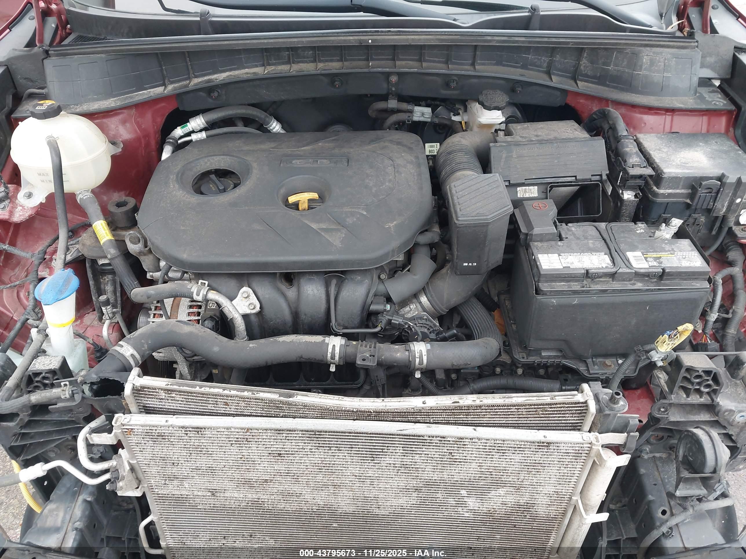 HYUNDAI TUCSON image 10