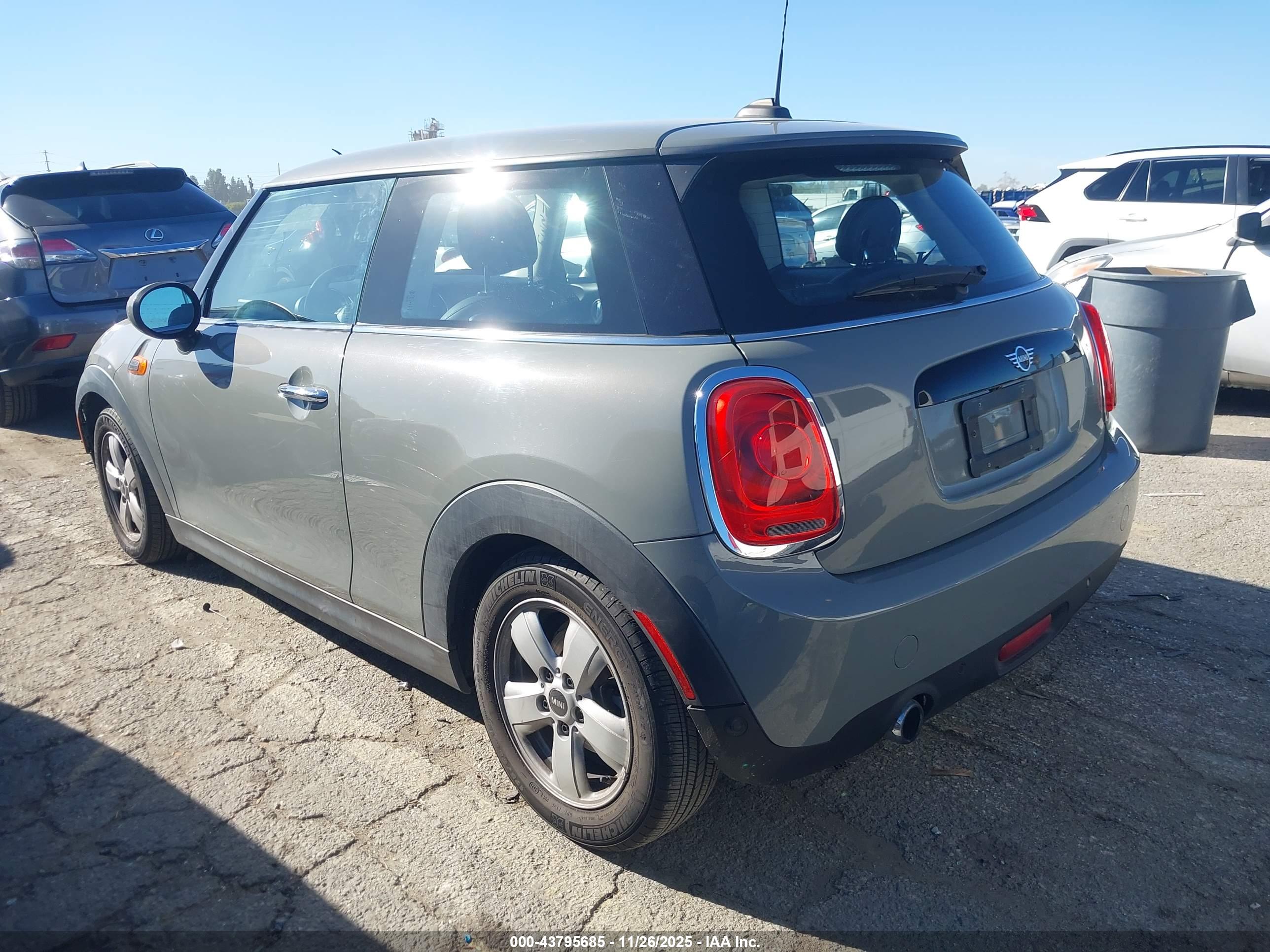 MINI HARDTOP image 3