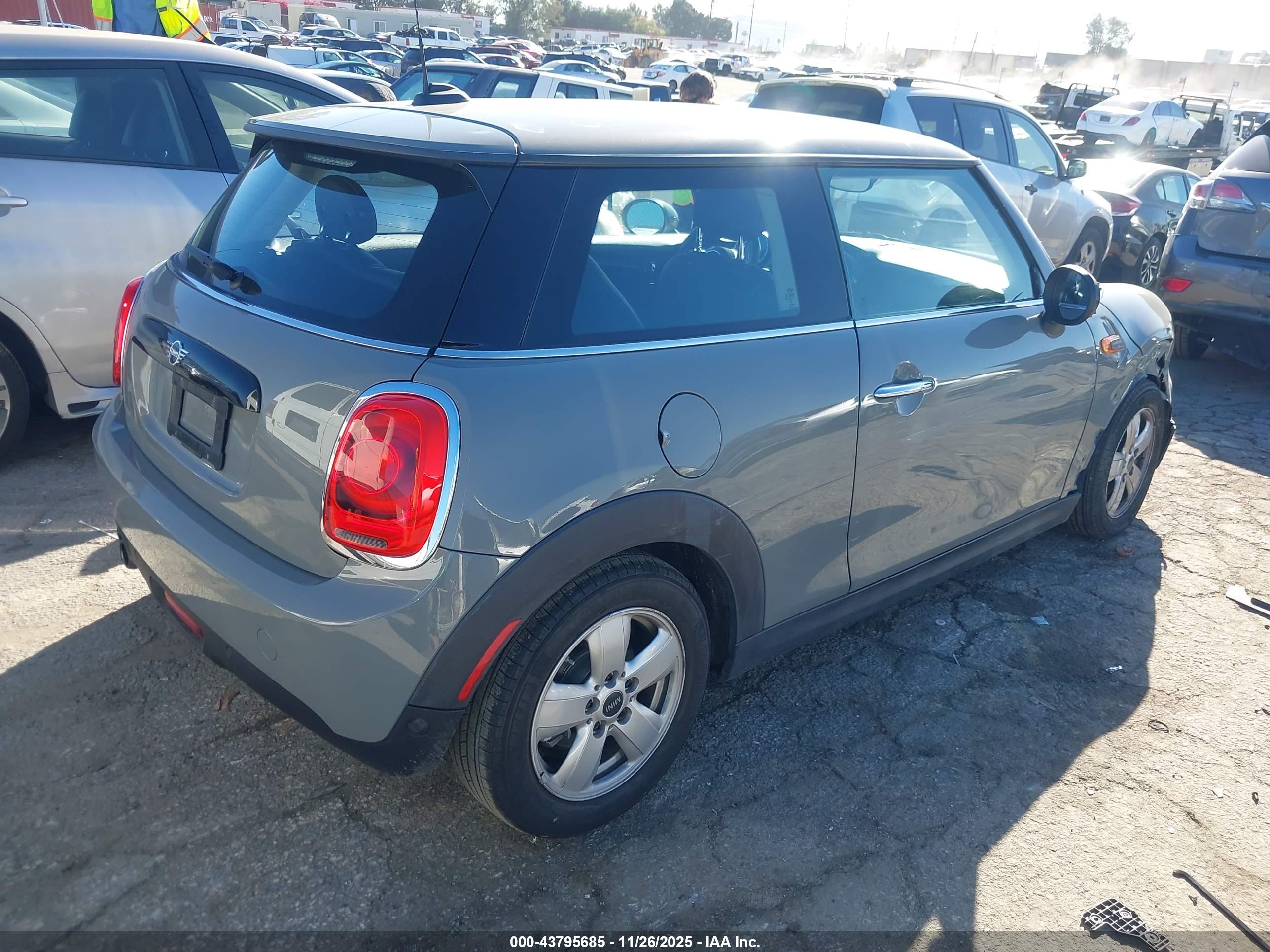 MINI HARDTOP image 4